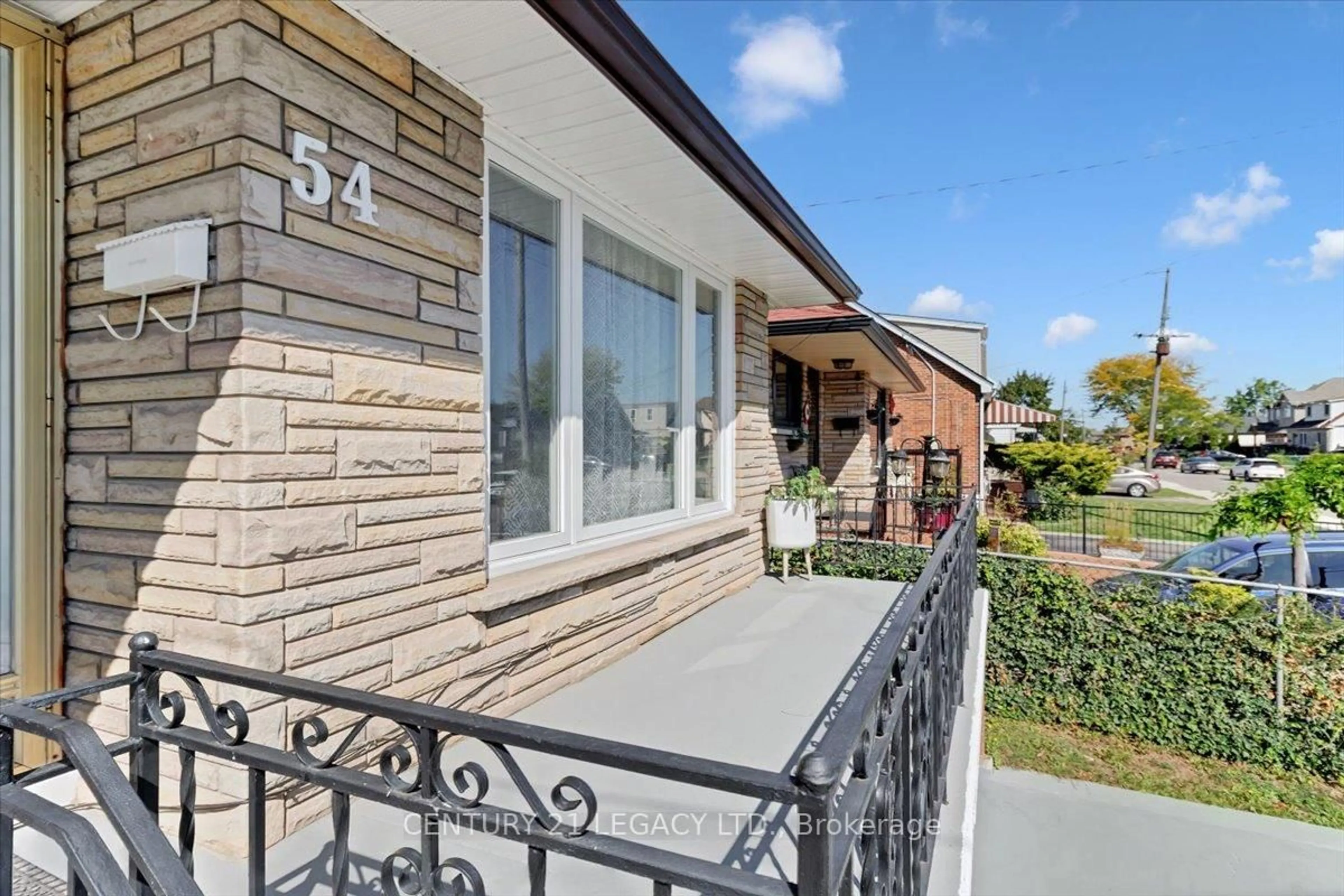 Unknown for 54 Beland Ave, Hamilton Ontario L8H 1B8