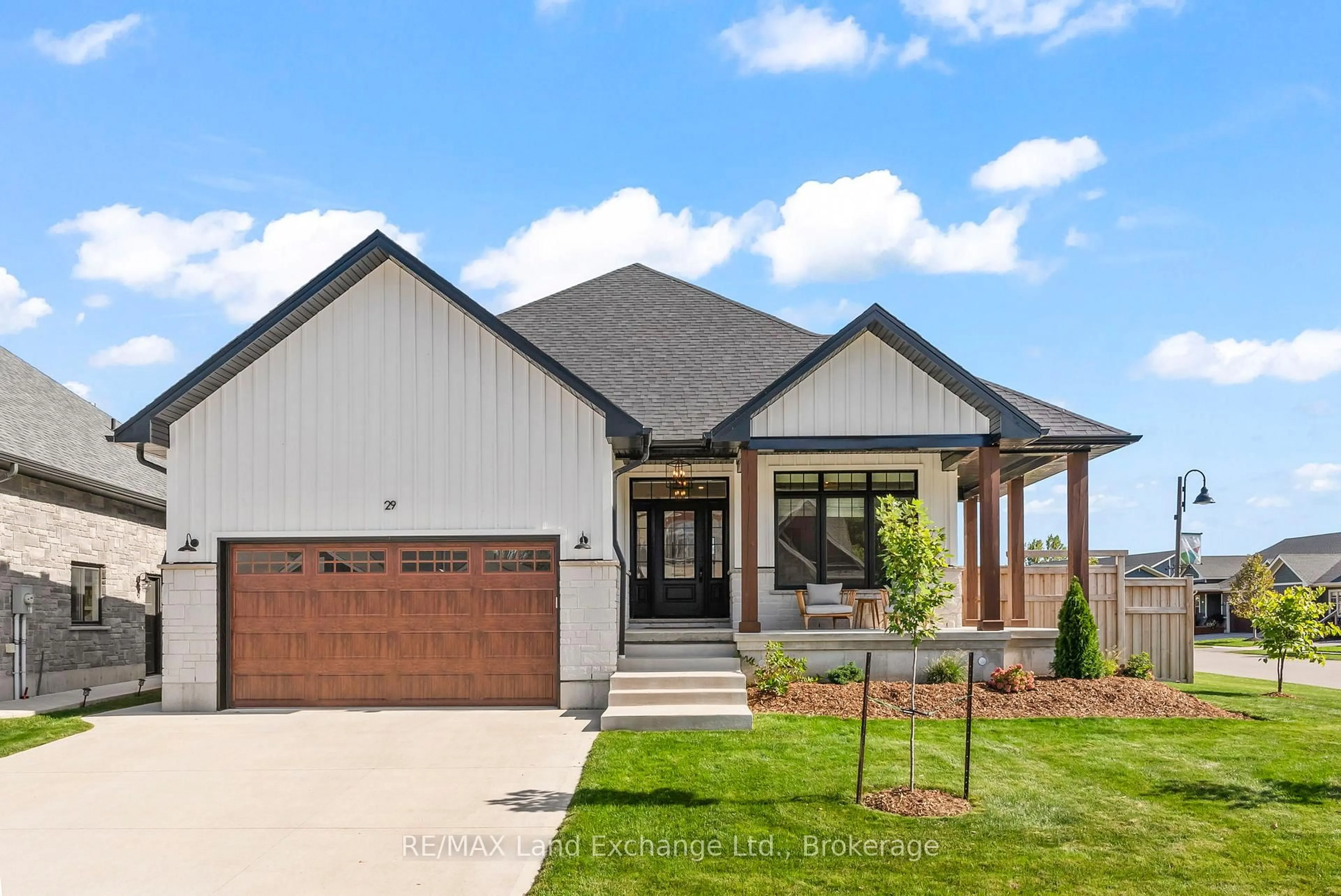 Home with brick exterior material, street for 29 Westlinks Dr, Saugeen Shores Ontario N0H 2C3