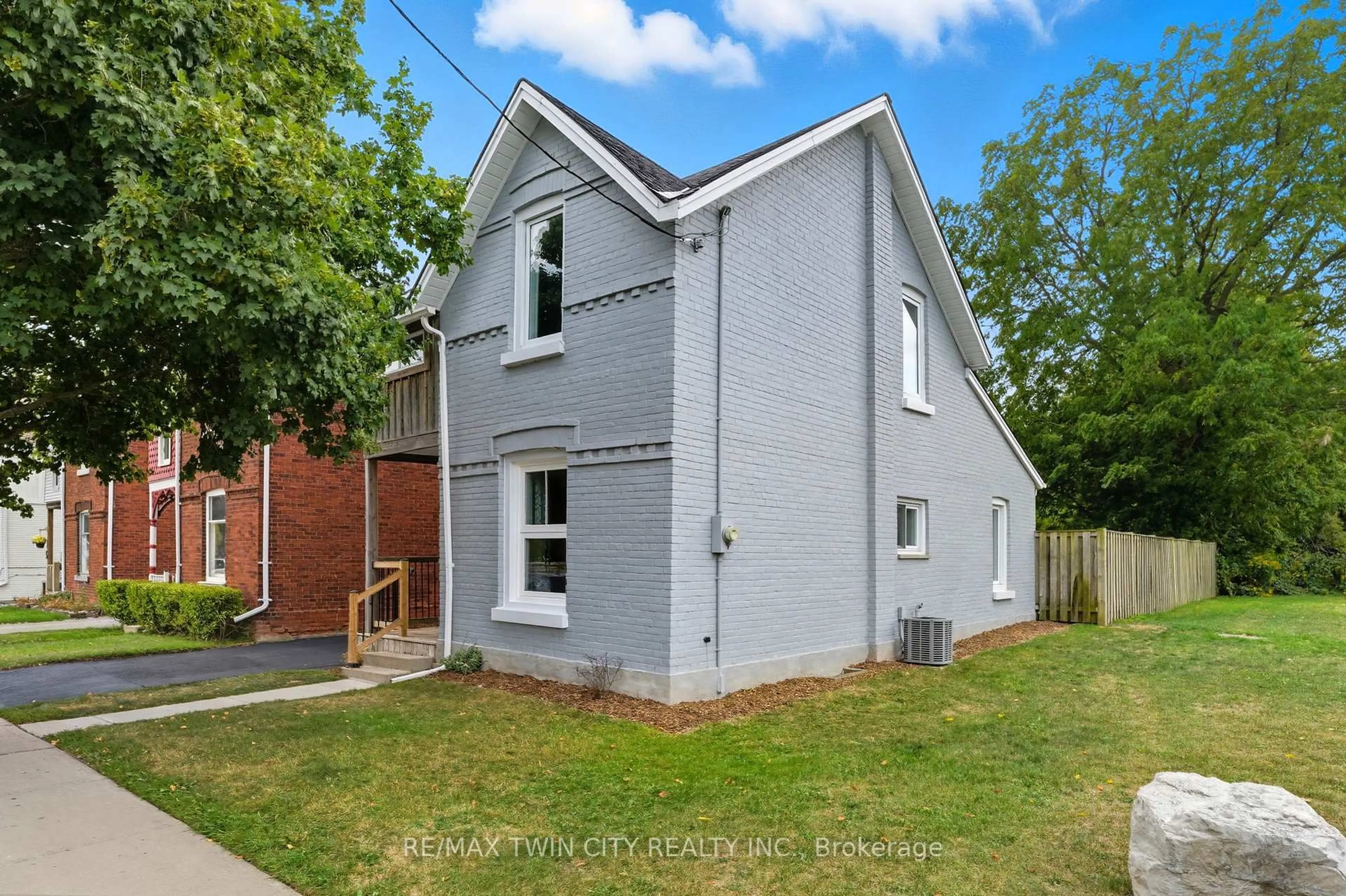 Home with brick exterior material, street for 1 Ontario St, Brantford Ontario N3S 2B7