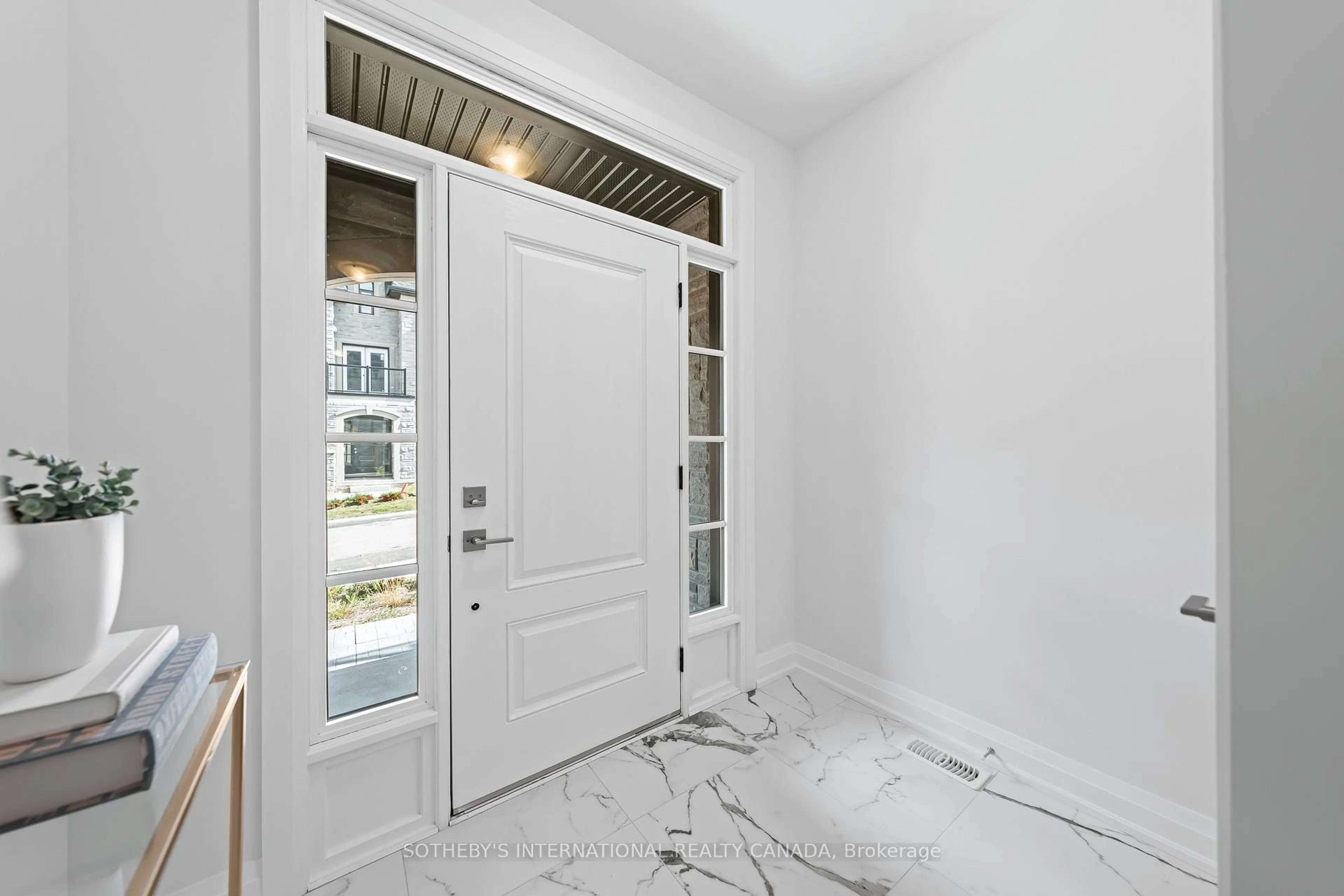 Indoor entryway for 675 Victoria Rd #23, Guelph Ontario N1E 0S9