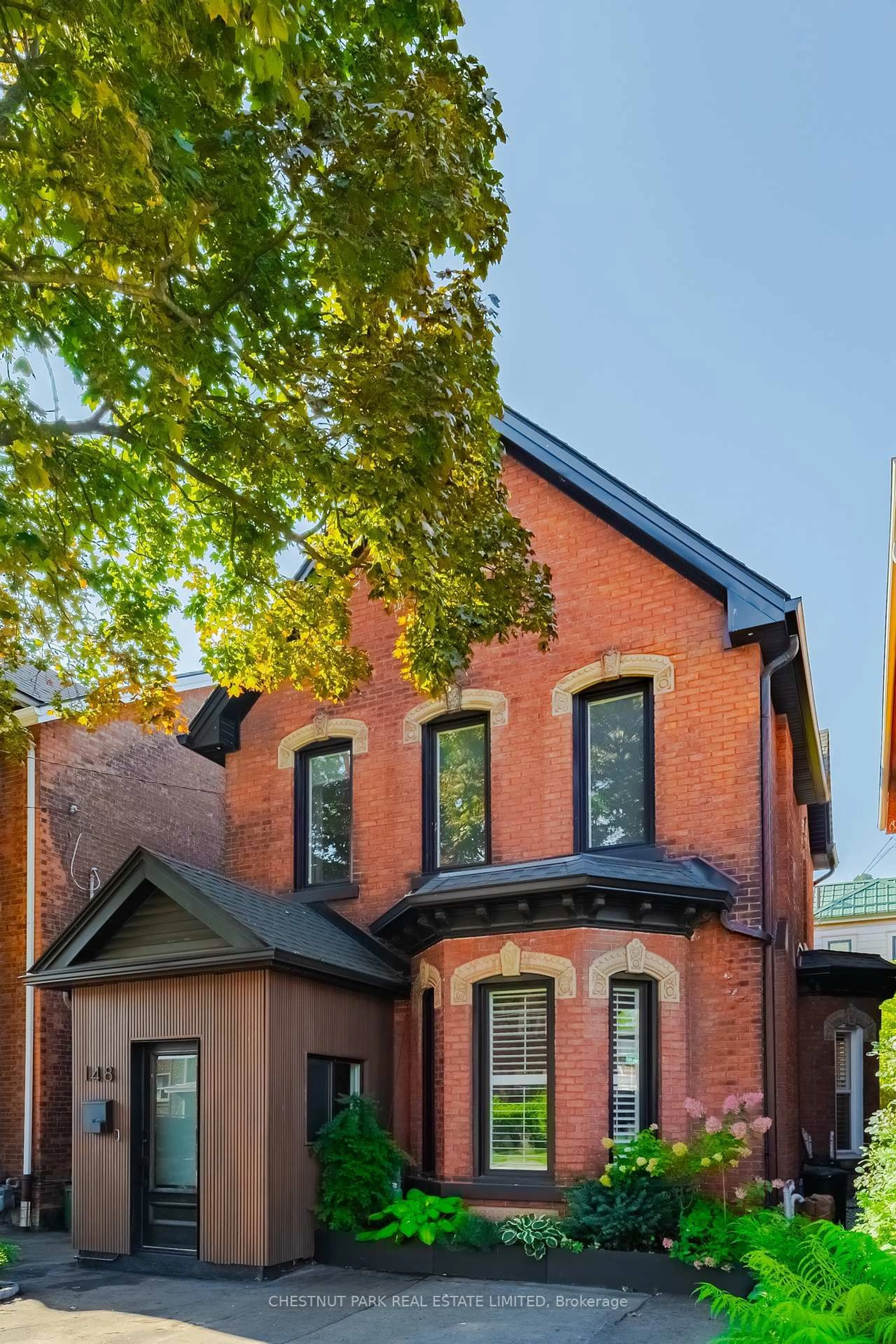 Home with brick exterior material, street for 148 Stinson St, Hamilton Ontario L8N 1S8