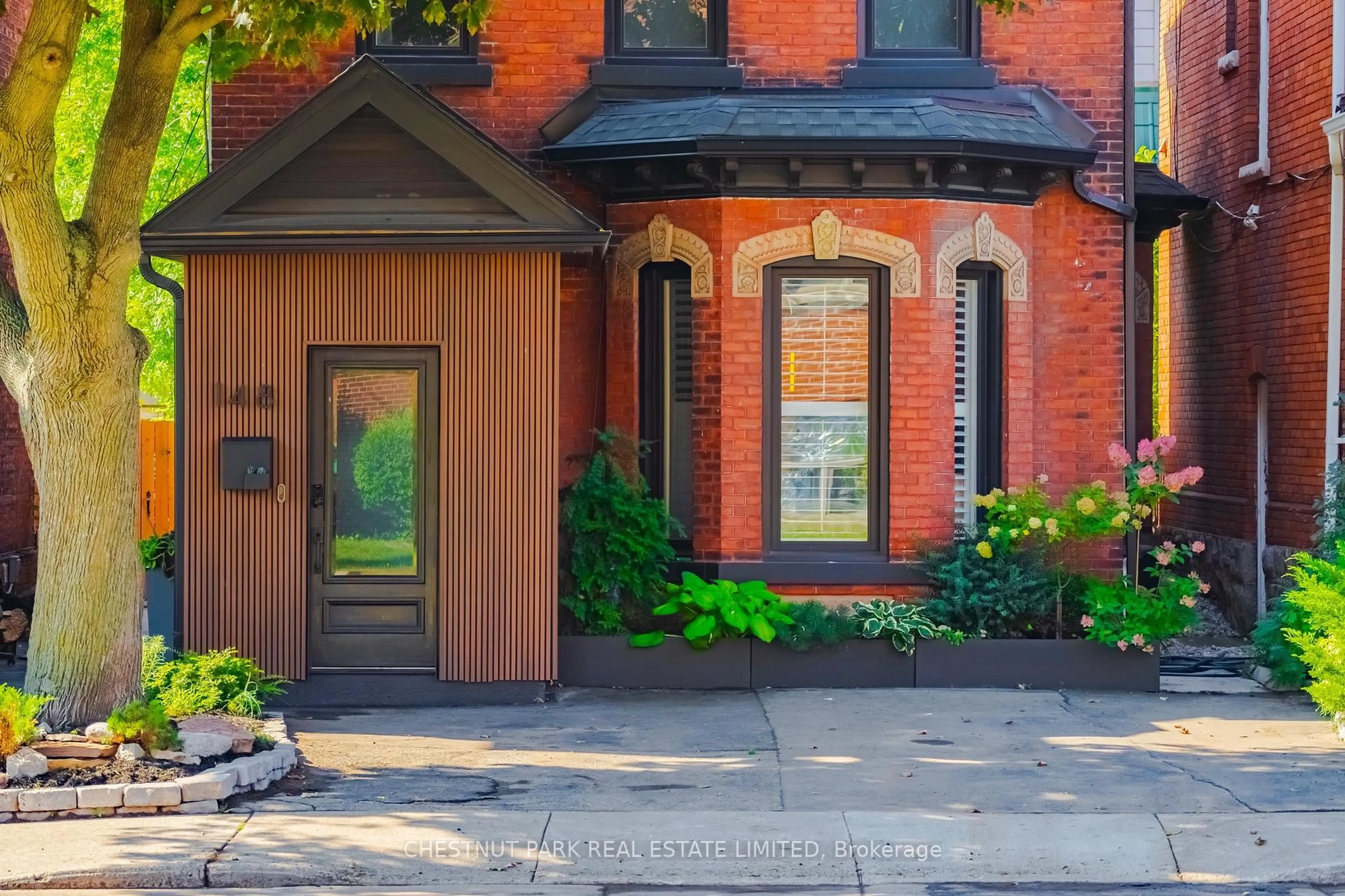 Home with brick exterior material, street for 148 Stinson St, Hamilton Ontario L8N 1S8