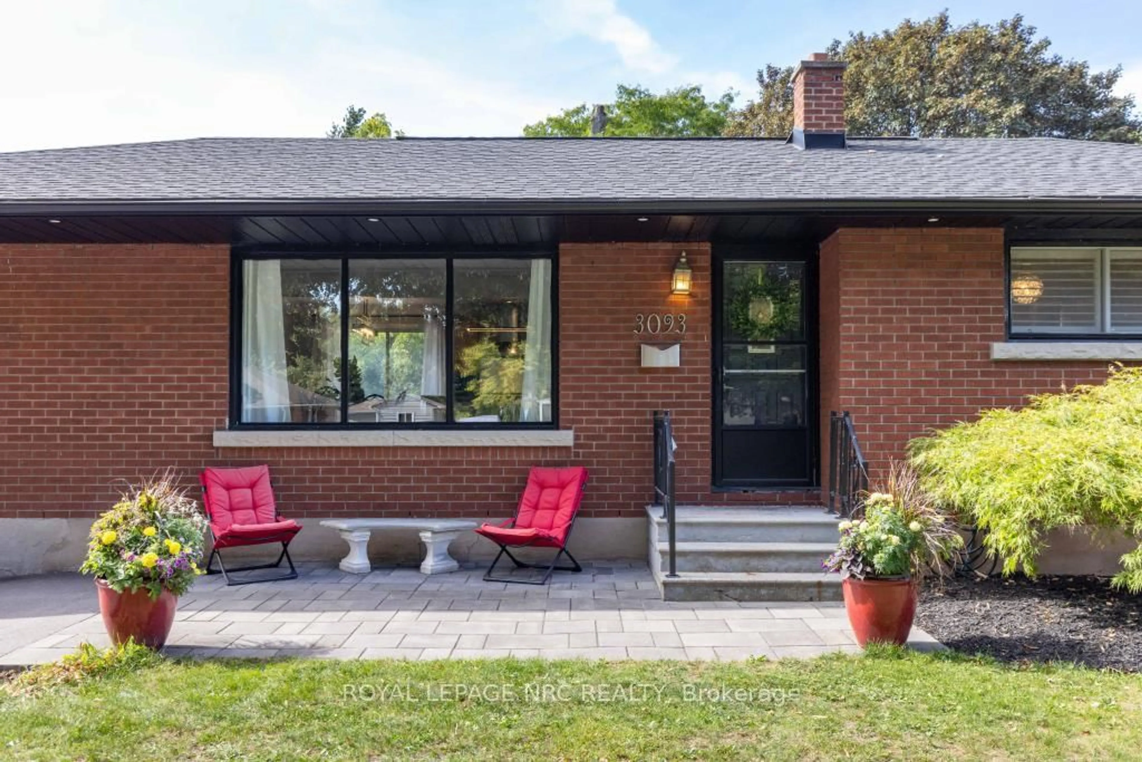 Home with brick exterior material, street for 3093 St. Andrew Ave, Niagara Falls Ontario L2J 2R7