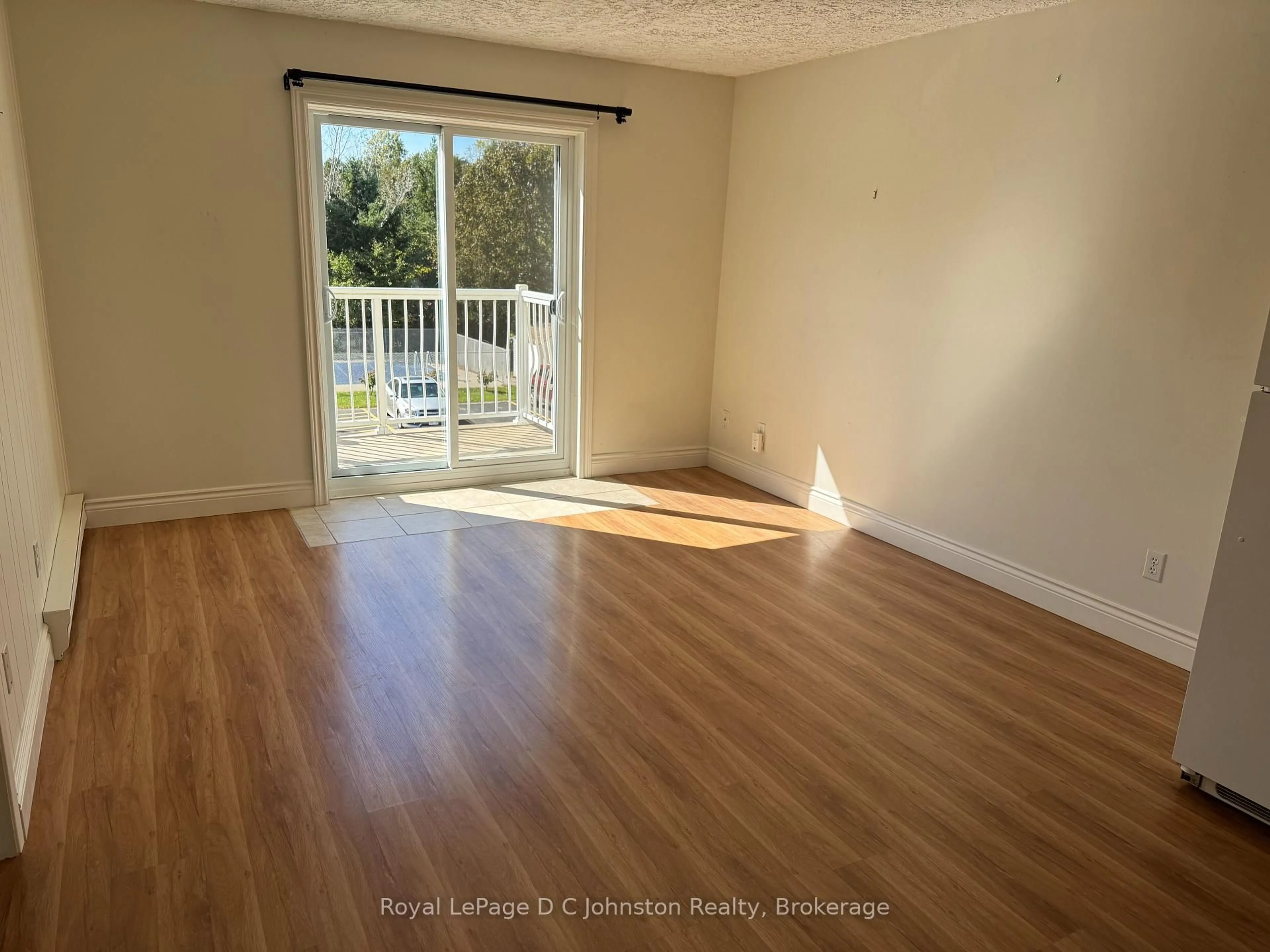 A pic of a room for 229 Adelaide St #303, Saugeen Shores Ontario N0H 2L0