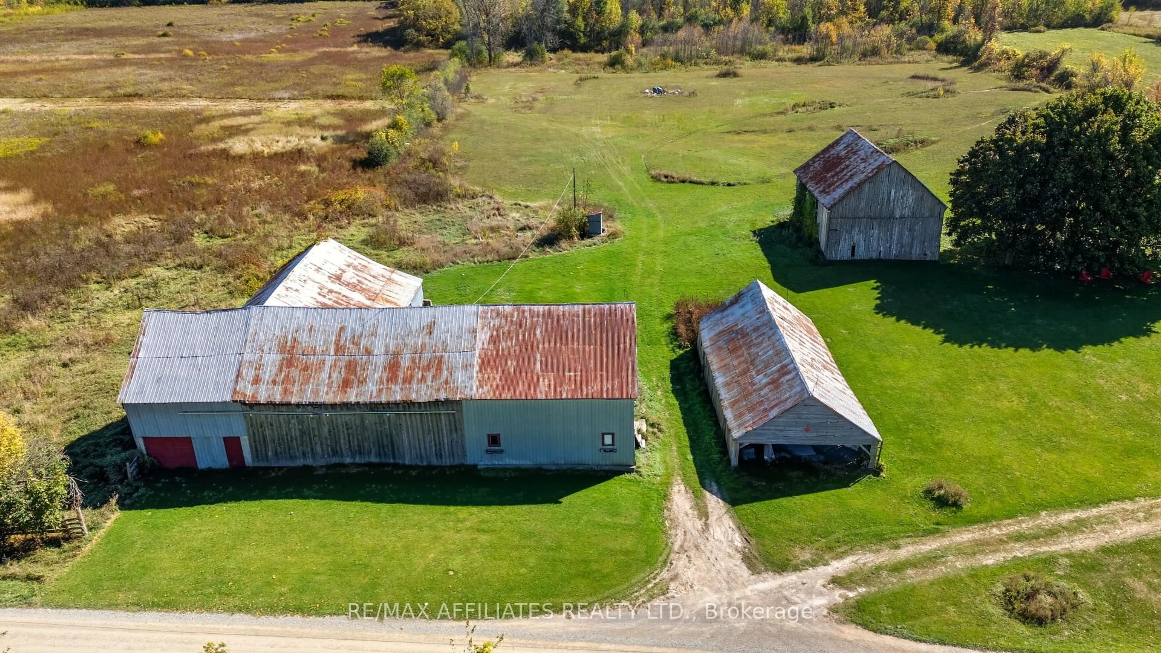 A pic from outside/outdoor area/front of a property/back of a property/a pic from drone, building for 885 Townline Rd, Elizabethtown-Kitley Ontario K7A 4S5