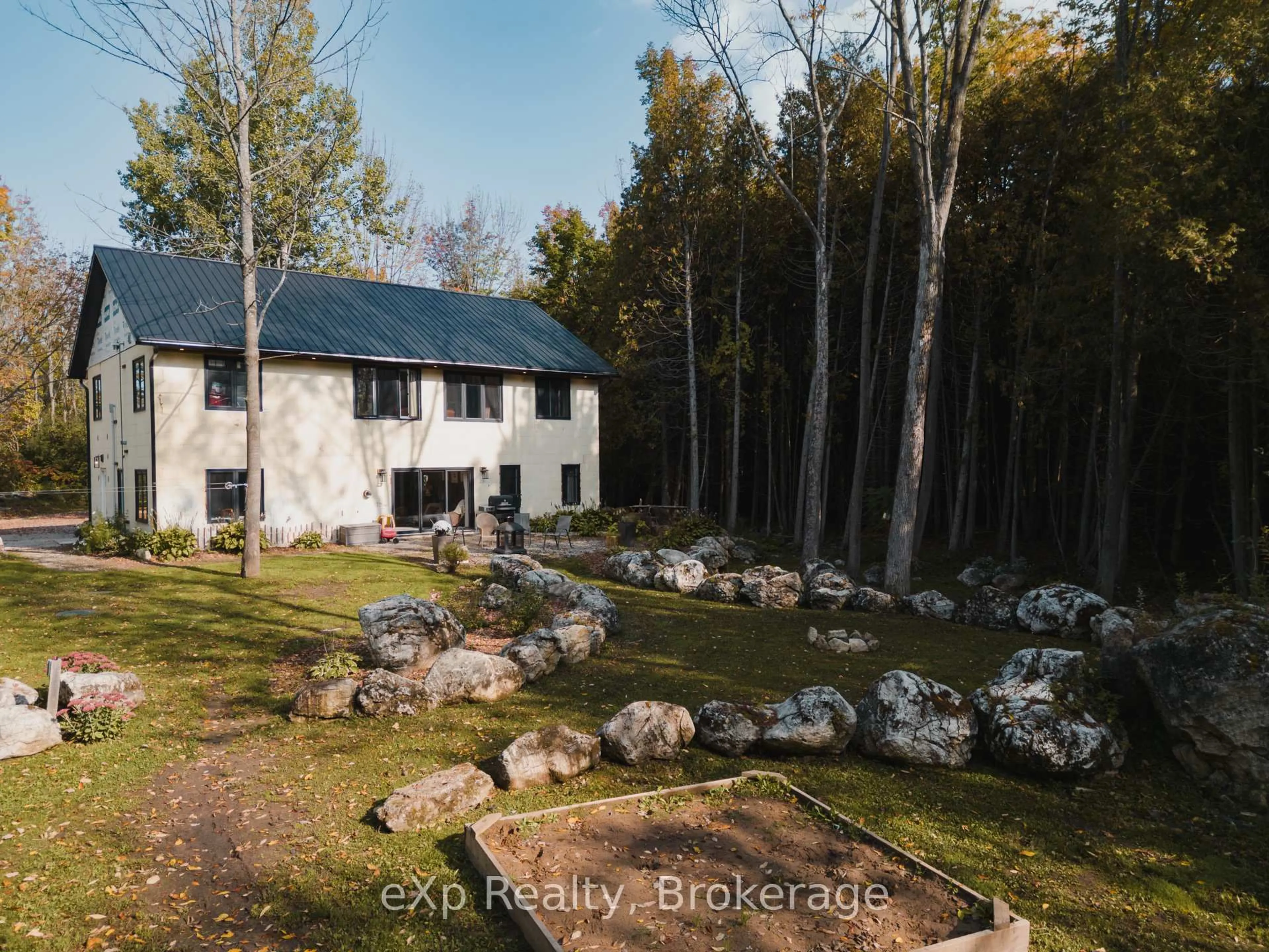 A pic from outside/outdoor area/front of a property/back of a property/a pic from drone, unknown for 245700 22 Sdrd, Meaford Ontario N4L 0A7