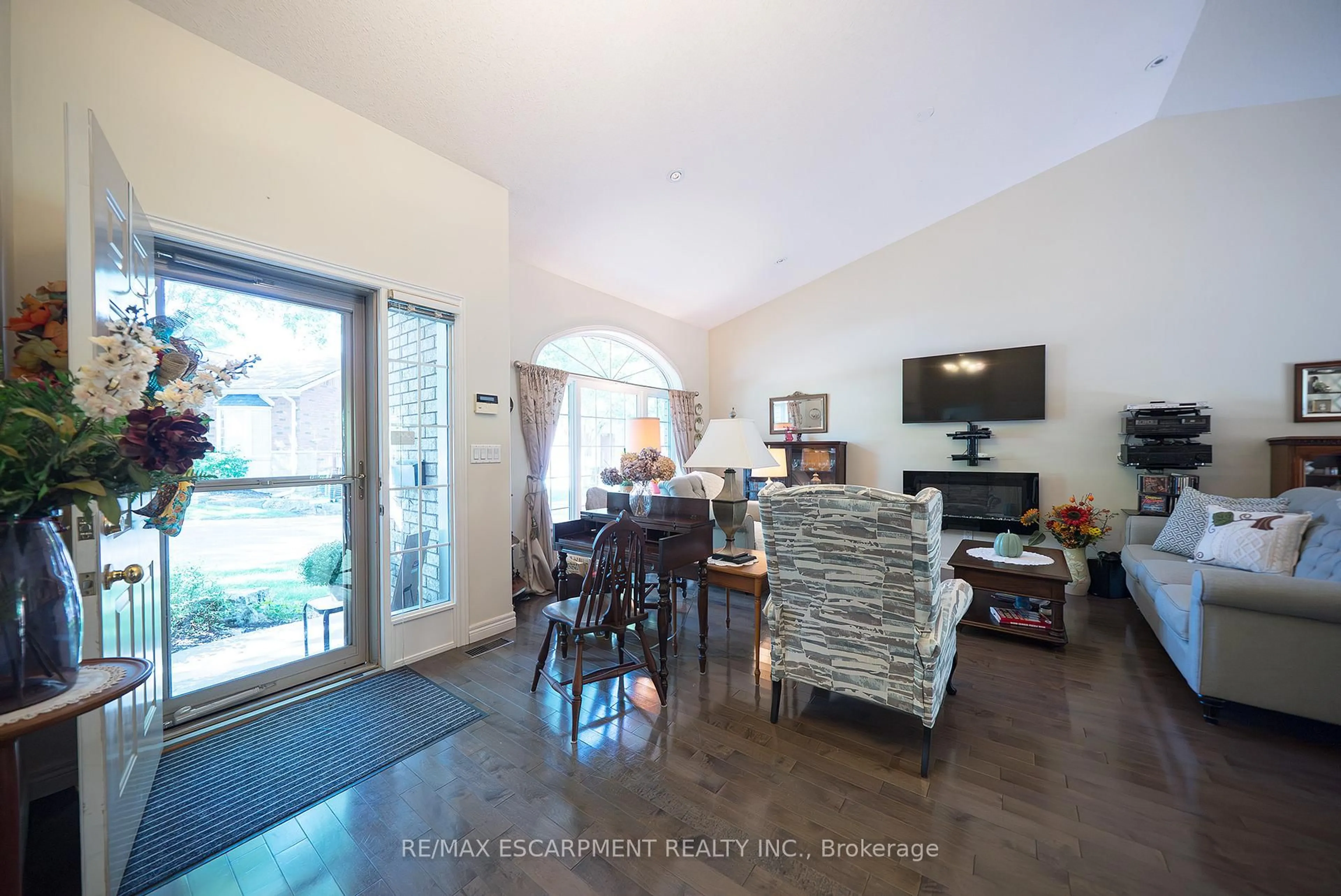 Unknown for 24 Hardy Rd #8, Brantford Ontario N3T 5K6