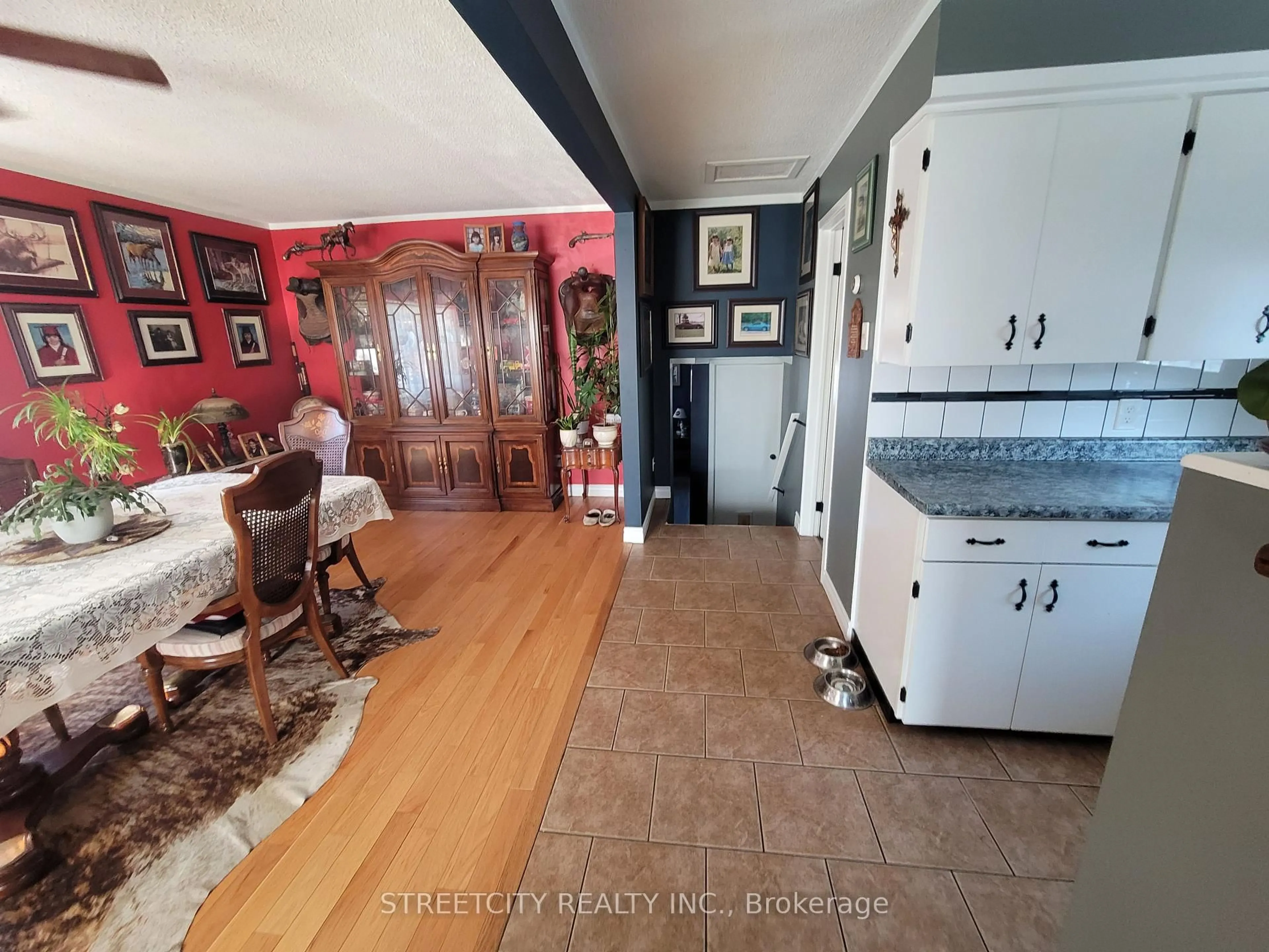 A pic of a room for 156 Maple St, West Elgin Ontario N0L 2C0