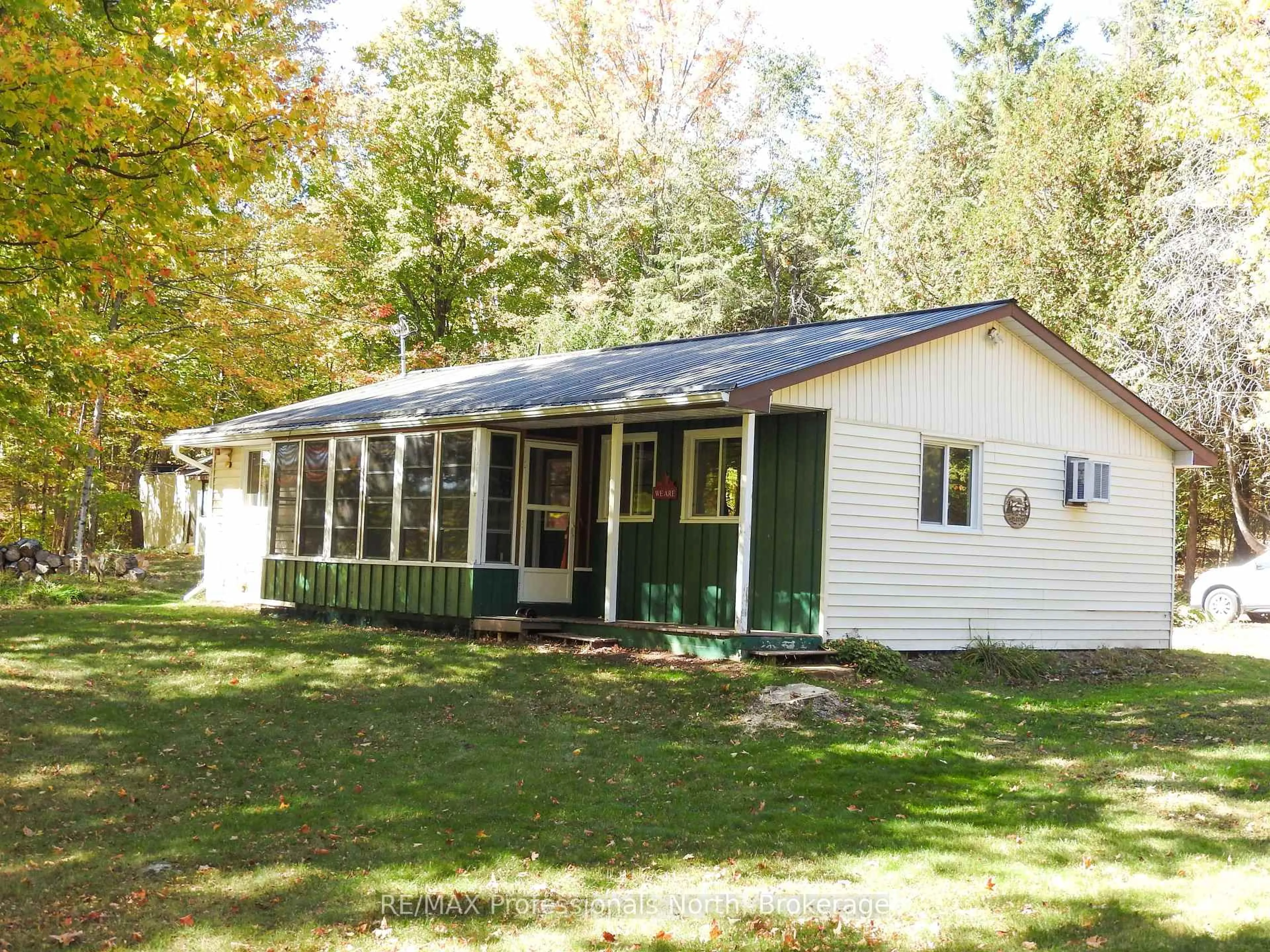 Home with vinyl exterior material, unknown for 1386 Ingram Rd, Coe Hill Ontario K0L 1P0