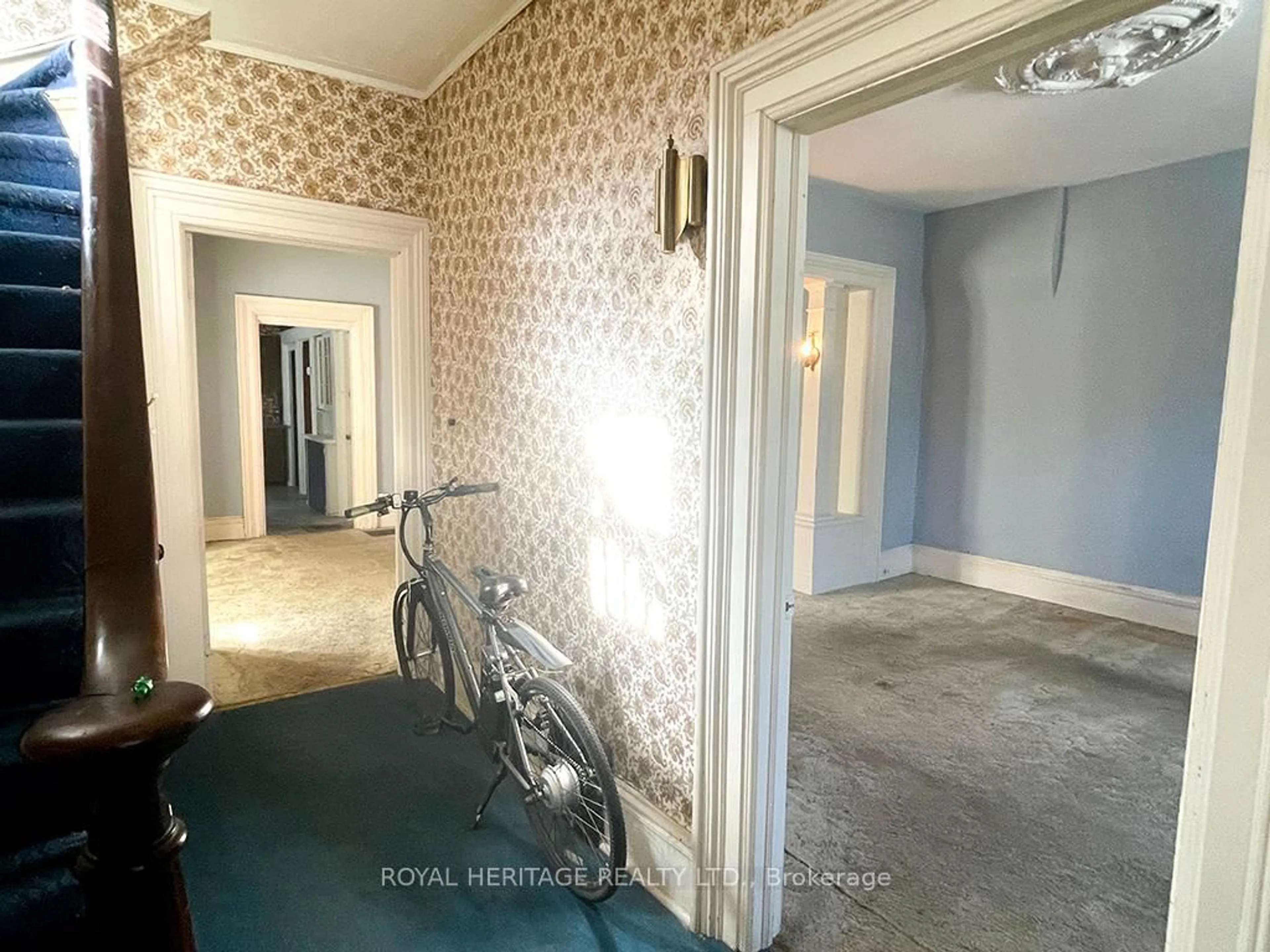 A pic of a room for 298 Charles St, Belleville Ontario K8N 3M8