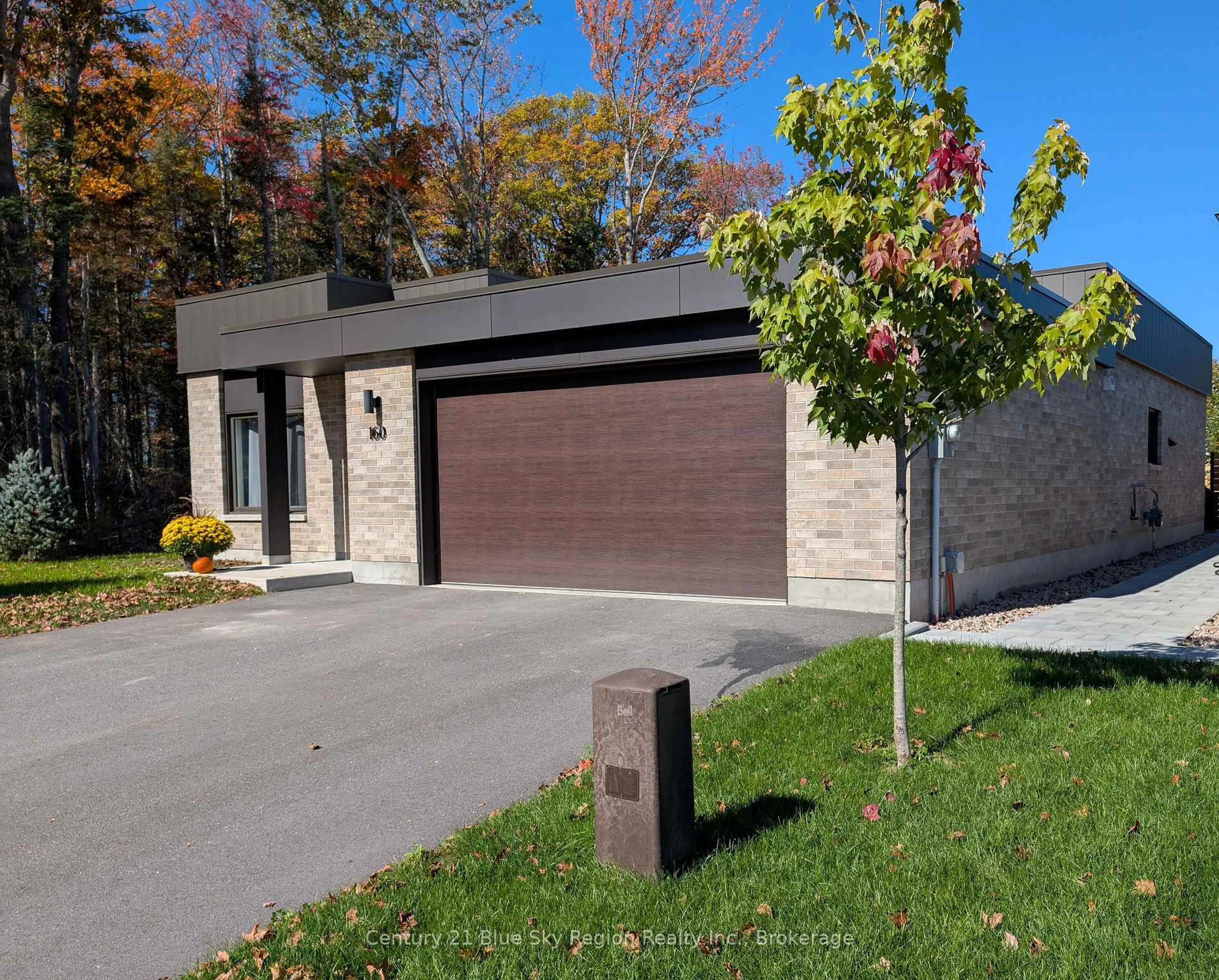 Home with brick exterior material, street for 160 Sugarbush St, North Bay Ontario P1C 1M8
