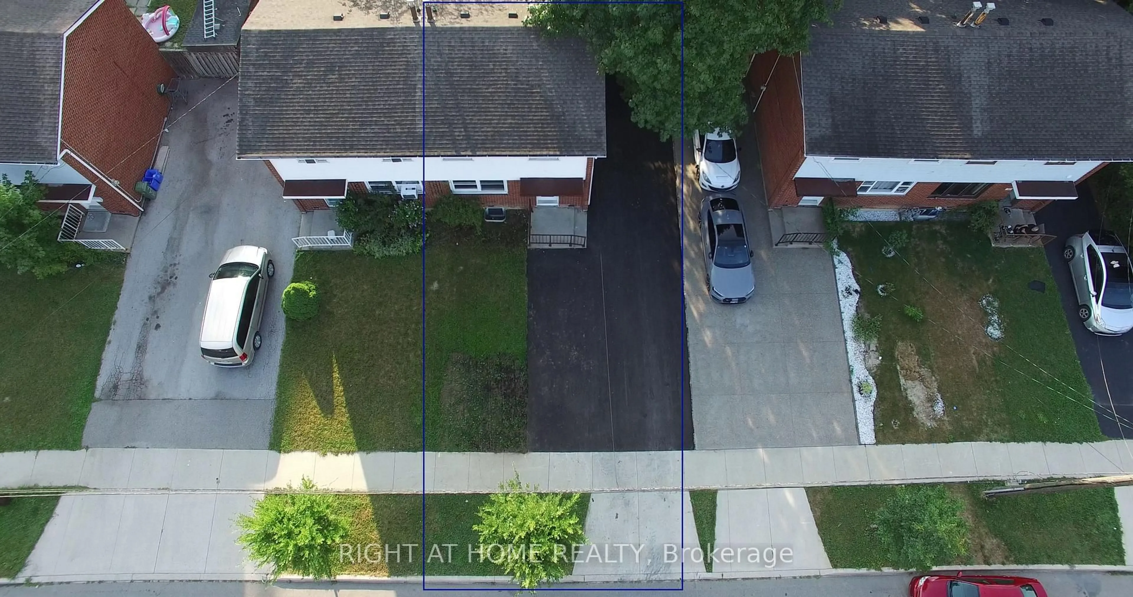 A pic from outside/outdoor area/front of a property/back of a property/a pic from drone, street for 381 East 23rd St, Hamilton Ontario L8V 2X5