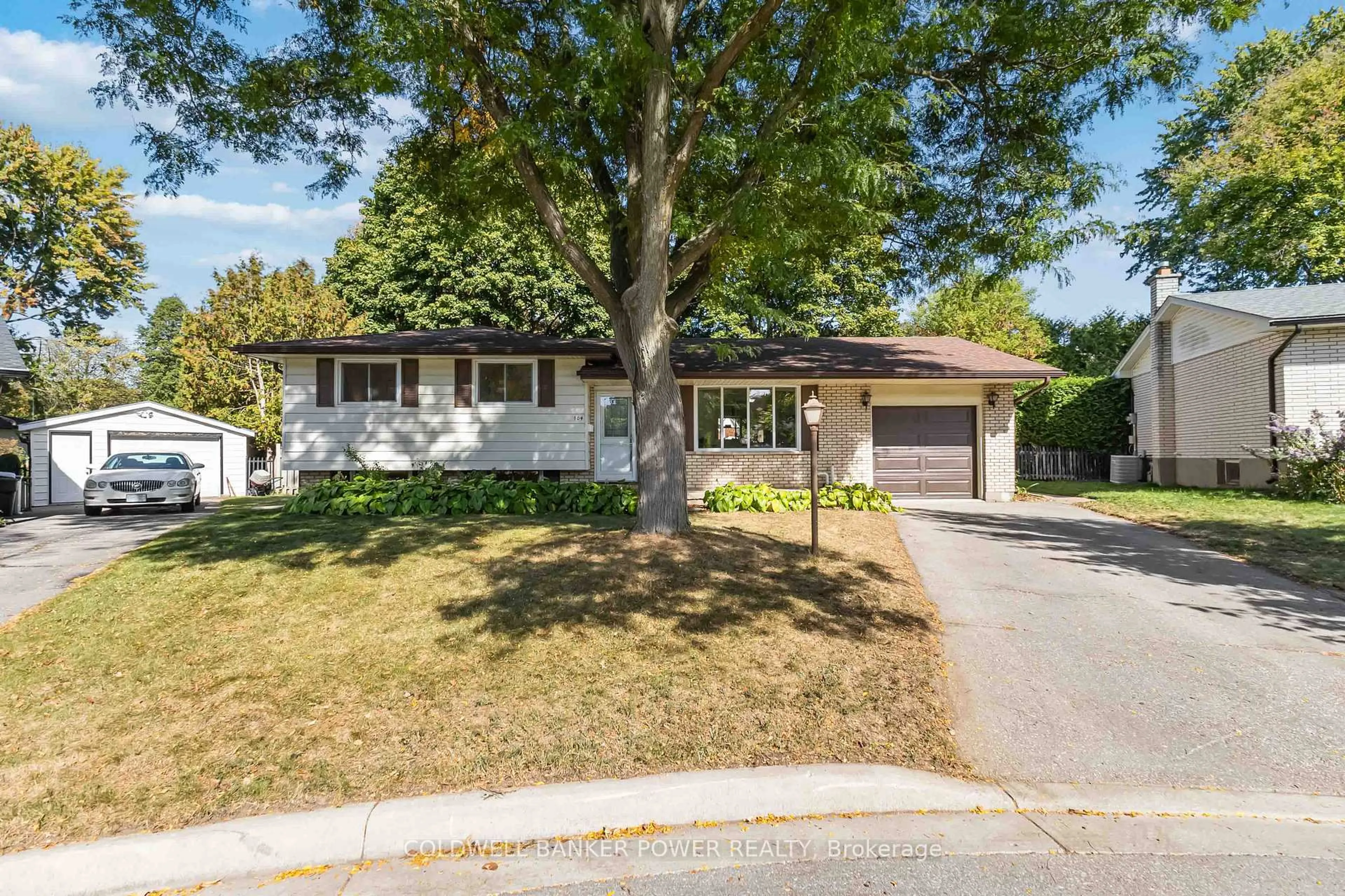 Home with vinyl exterior material, street for 104 Cecilia Pl, London East Ontario N5Y 4A4
