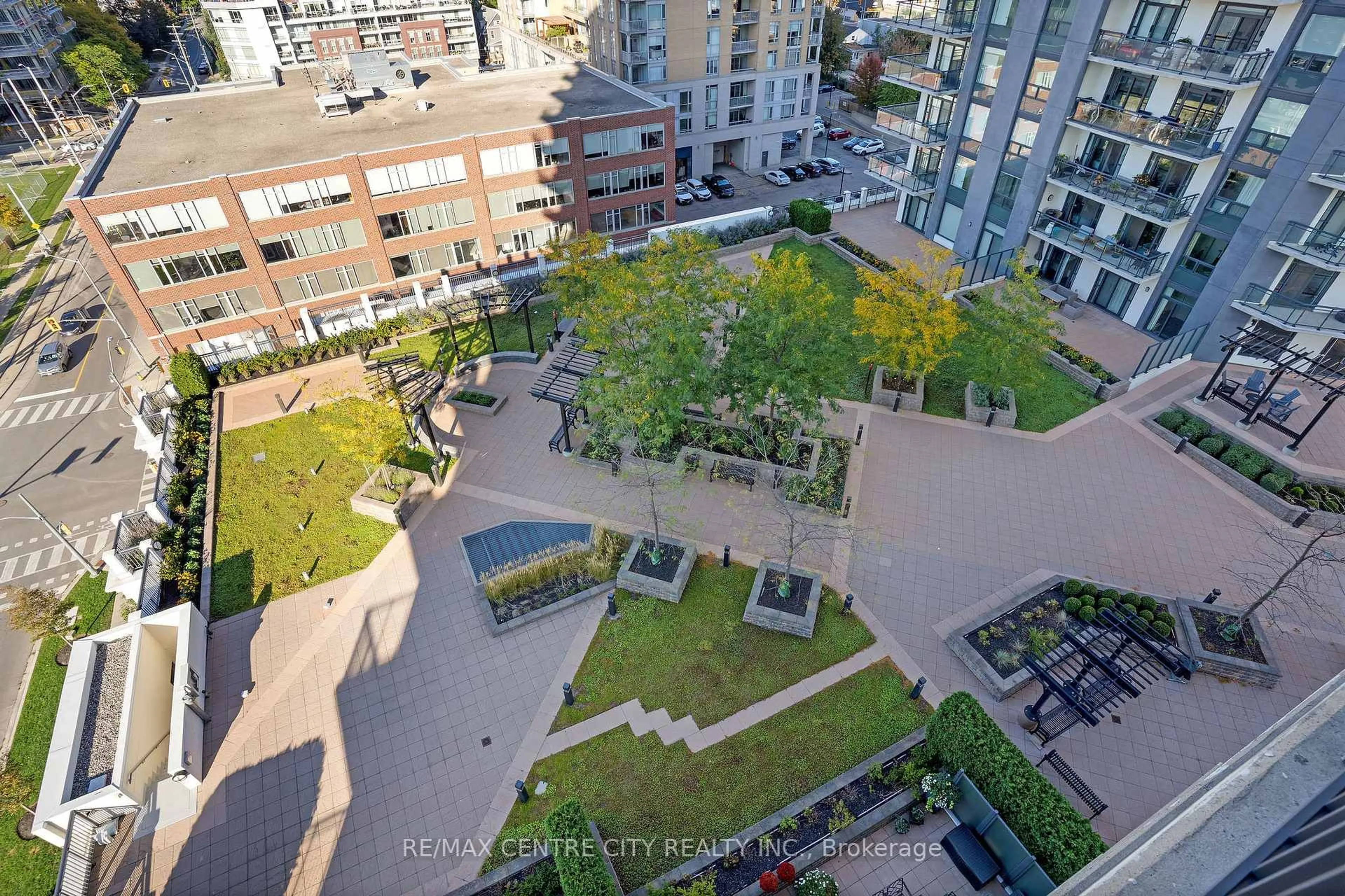 A pic from outside/outdoor area/front of a property/back of a property/a pic from drone, city buildings view from balcony for 144 Park St #1009, Waterloo Ontario N2L 0B6