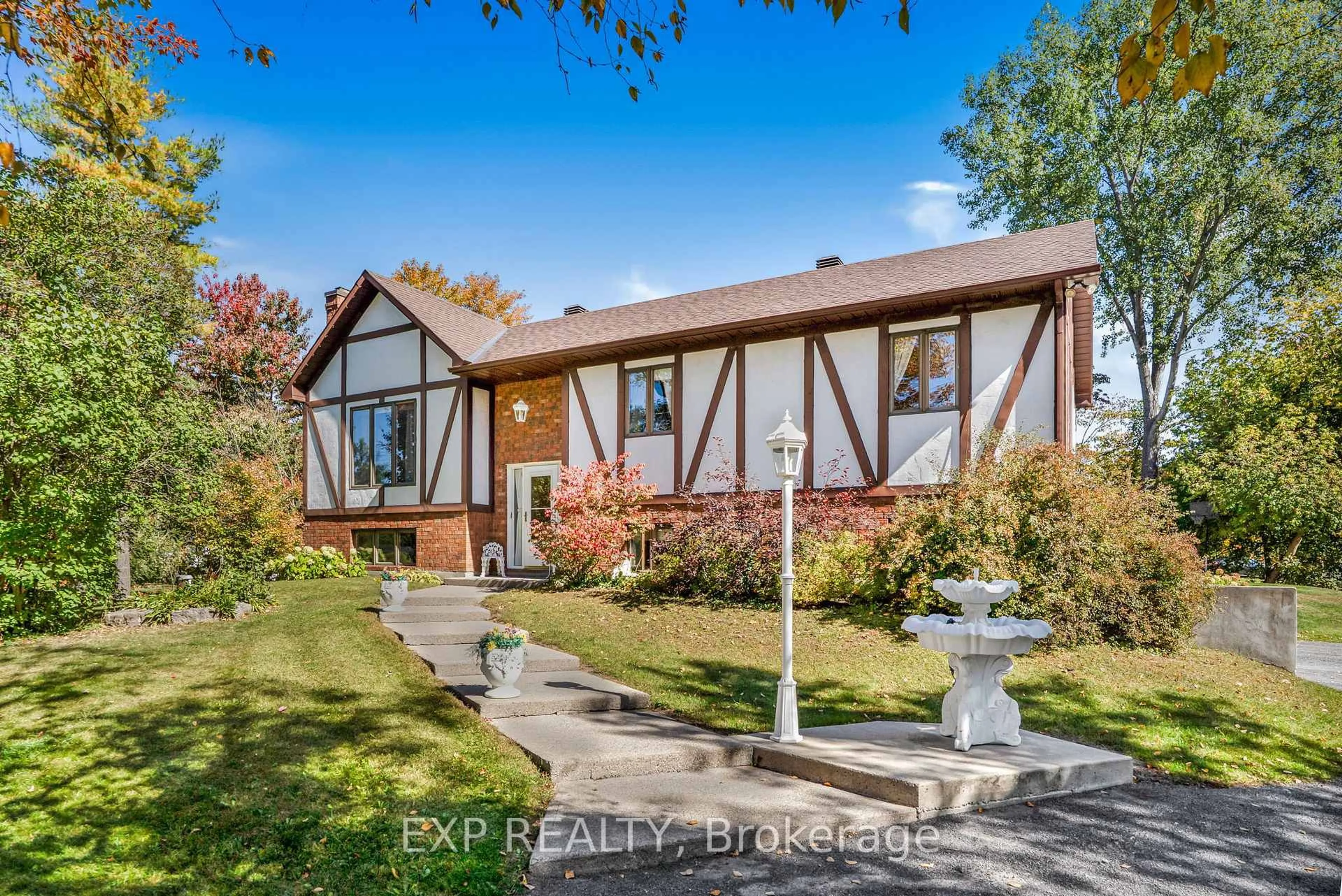 Unknown for 1887 Canaan Rd, Clarence-Rockland Ontario K4K 1K9