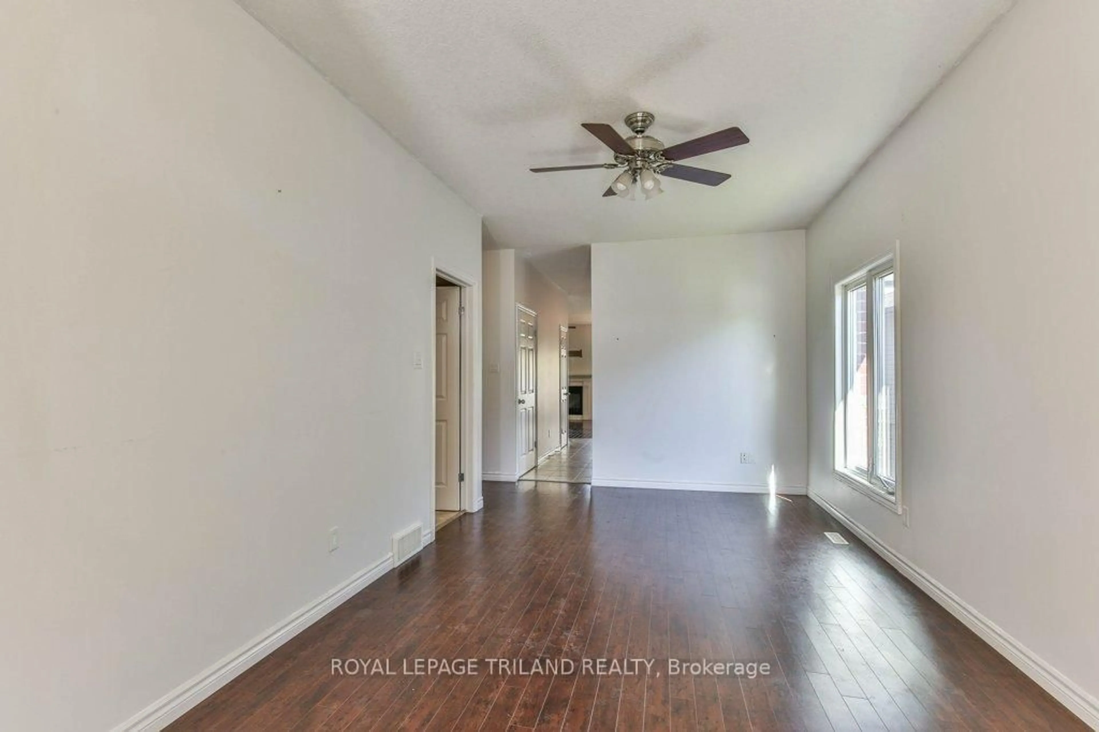 A pic of a room for 1152 OAKCROSSING Rd, London North Ontario N6H 0E9