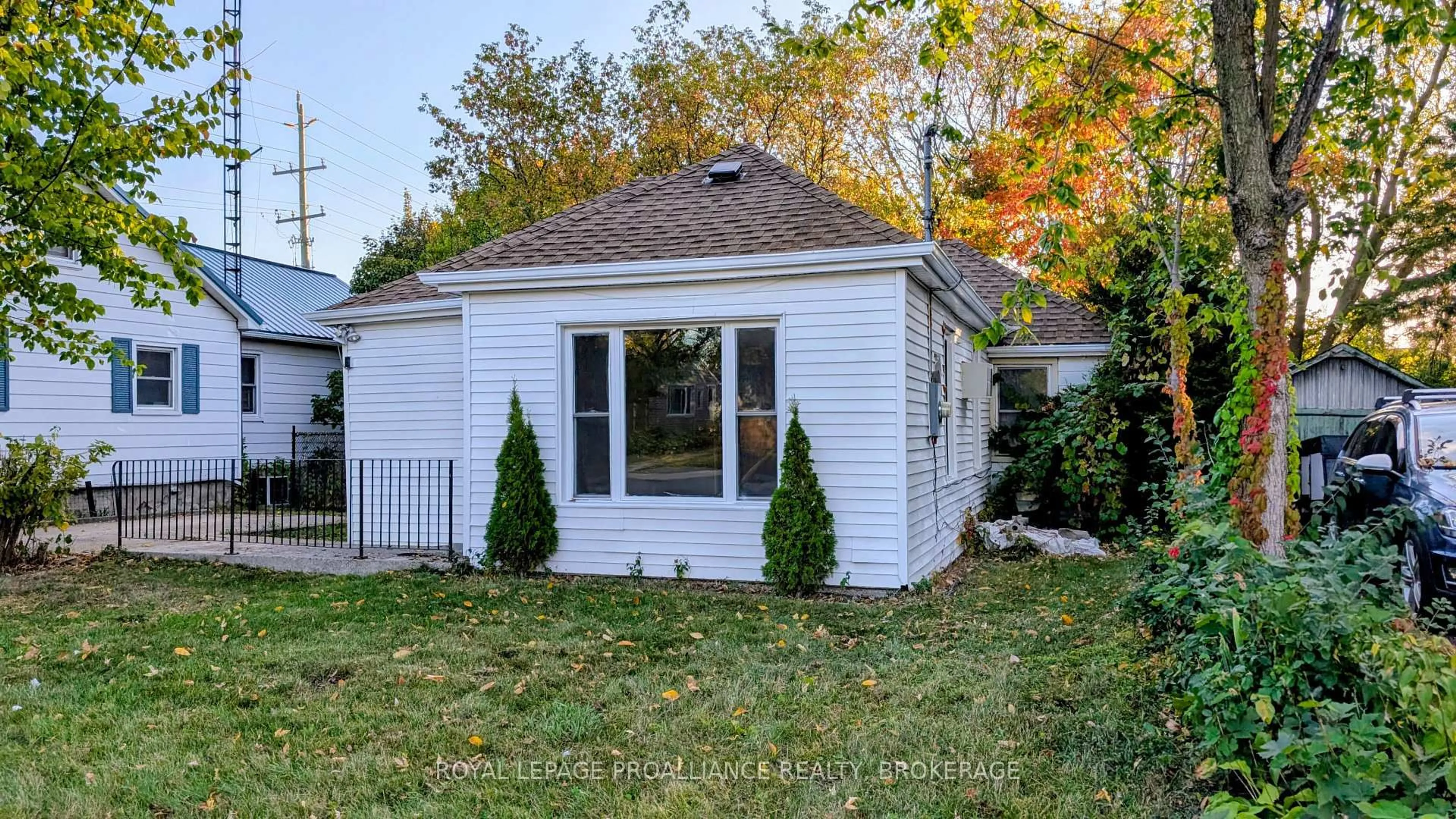 Home with vinyl exterior material, street for 79 McDonald Ave, Kingston Ontario K7M 1R2