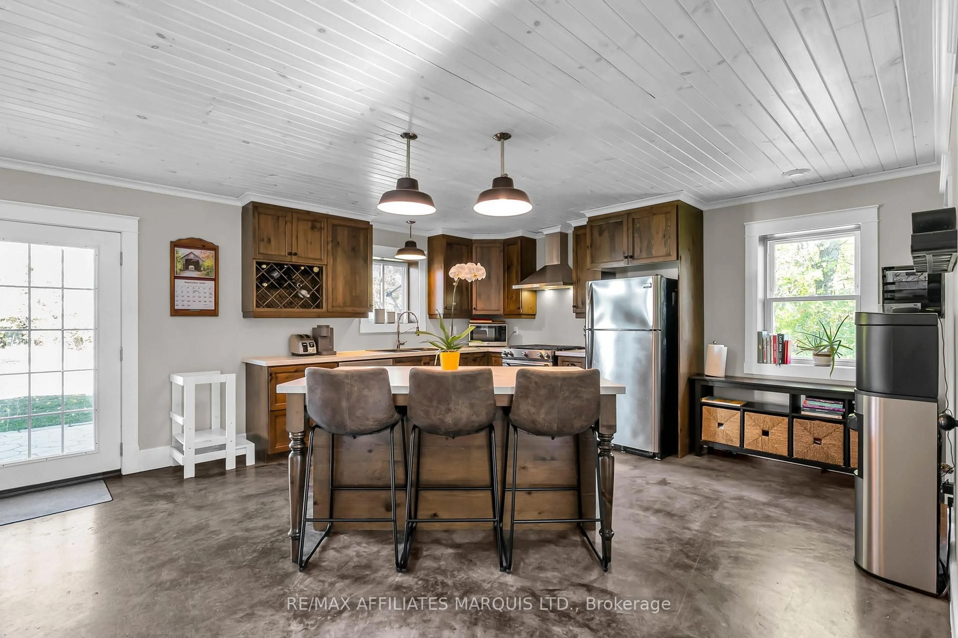 Unknown for 18879 County Road 22, North Glengarry Ontario K0C 1T0