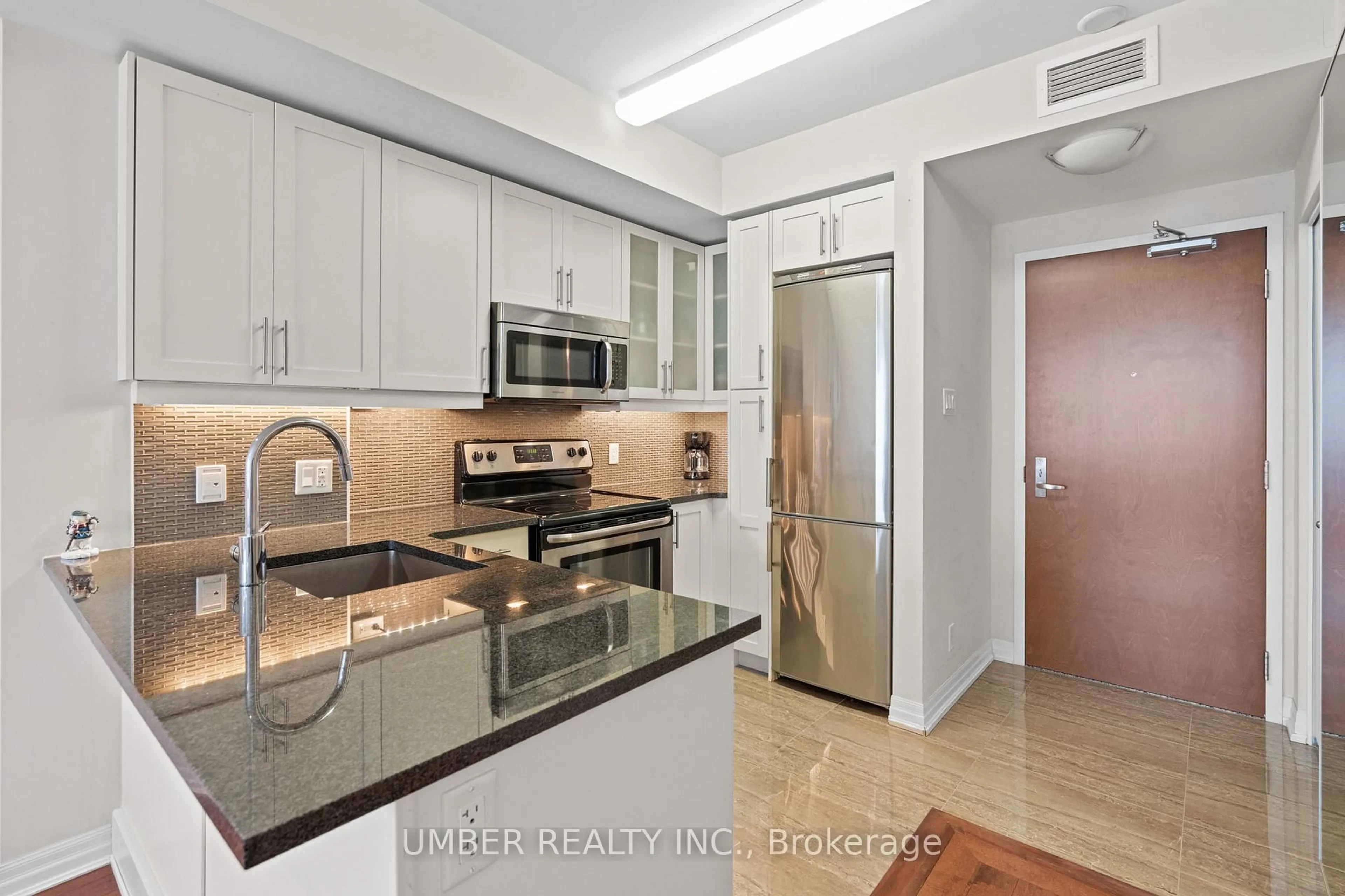 Unknown for 242 Rideau St #2506, Ottawa Ontario K1N 0B7