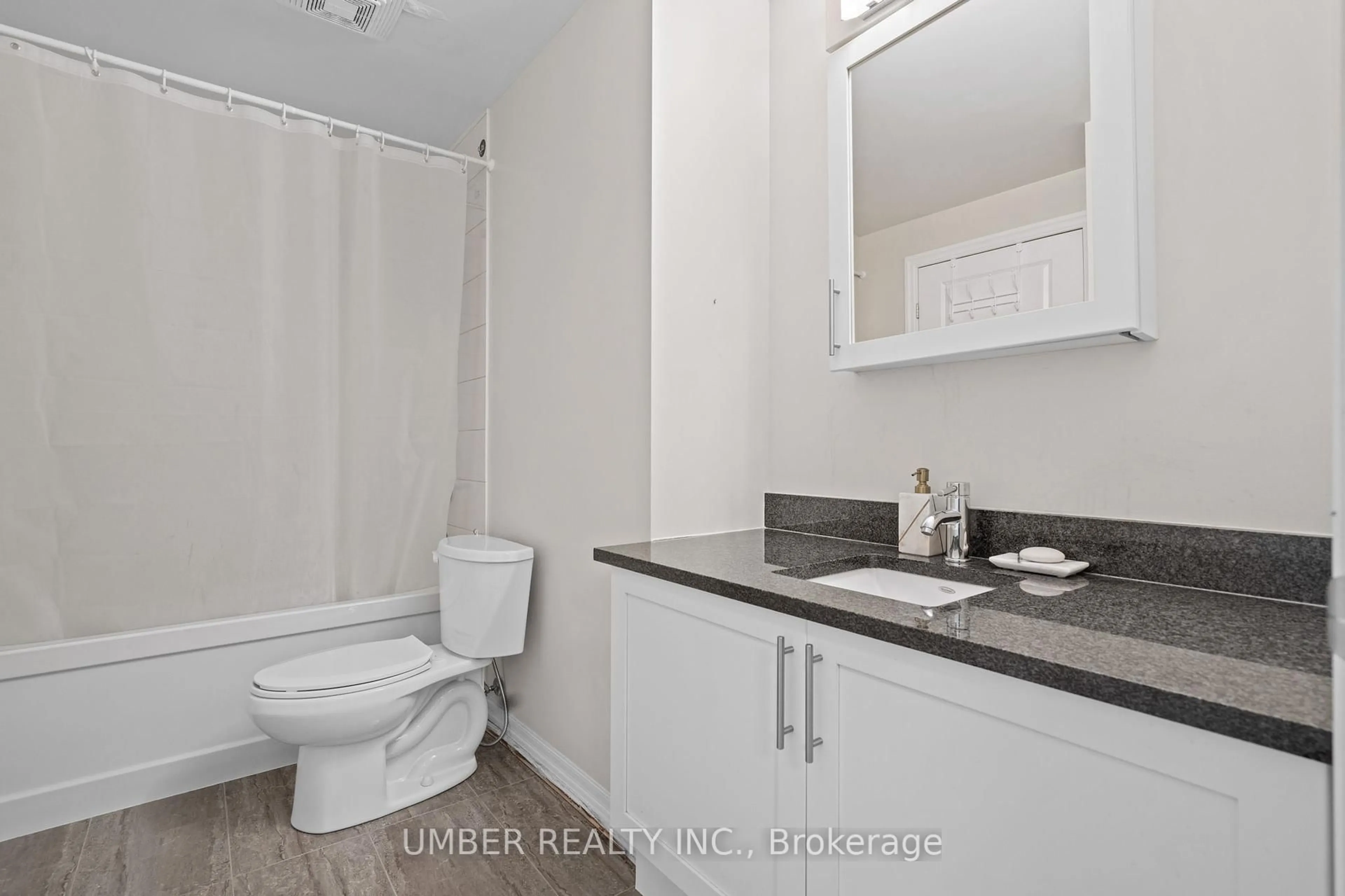 Standard bathroom, unknown for 242 Rideau St #2506, Ottawa Ontario K1N 0B7