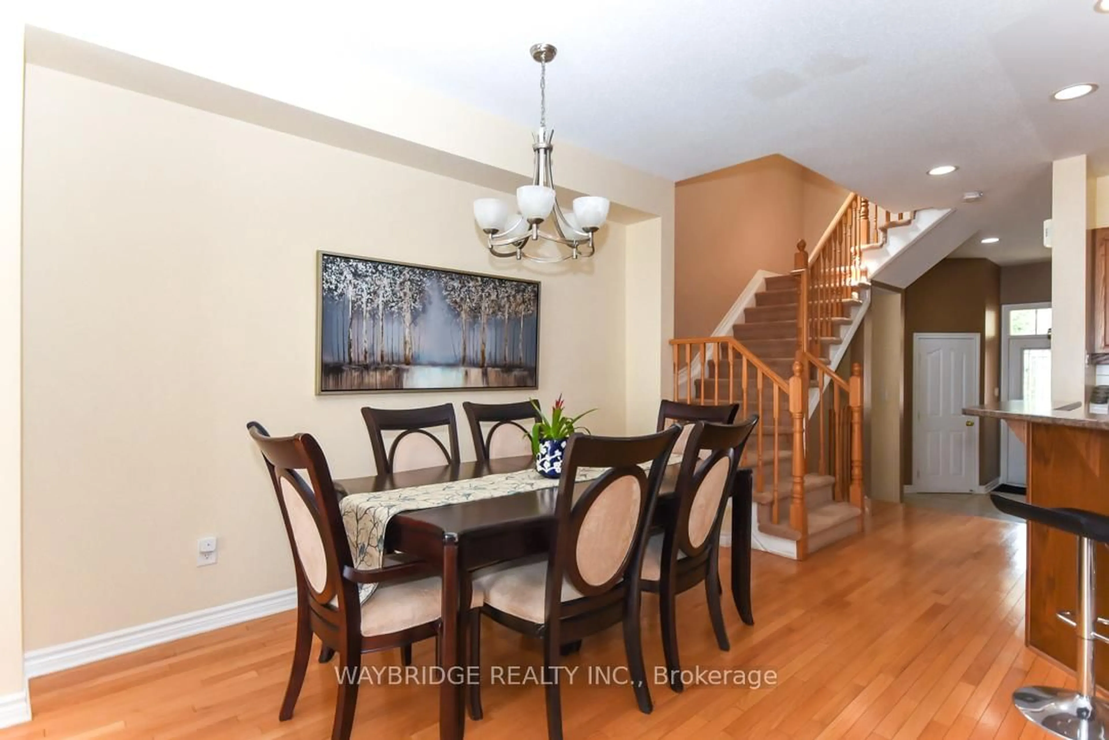 Dining room, wood/laminate floor for 220 Jersey Tea Circ, Ottawa Ontario K1V 2L4