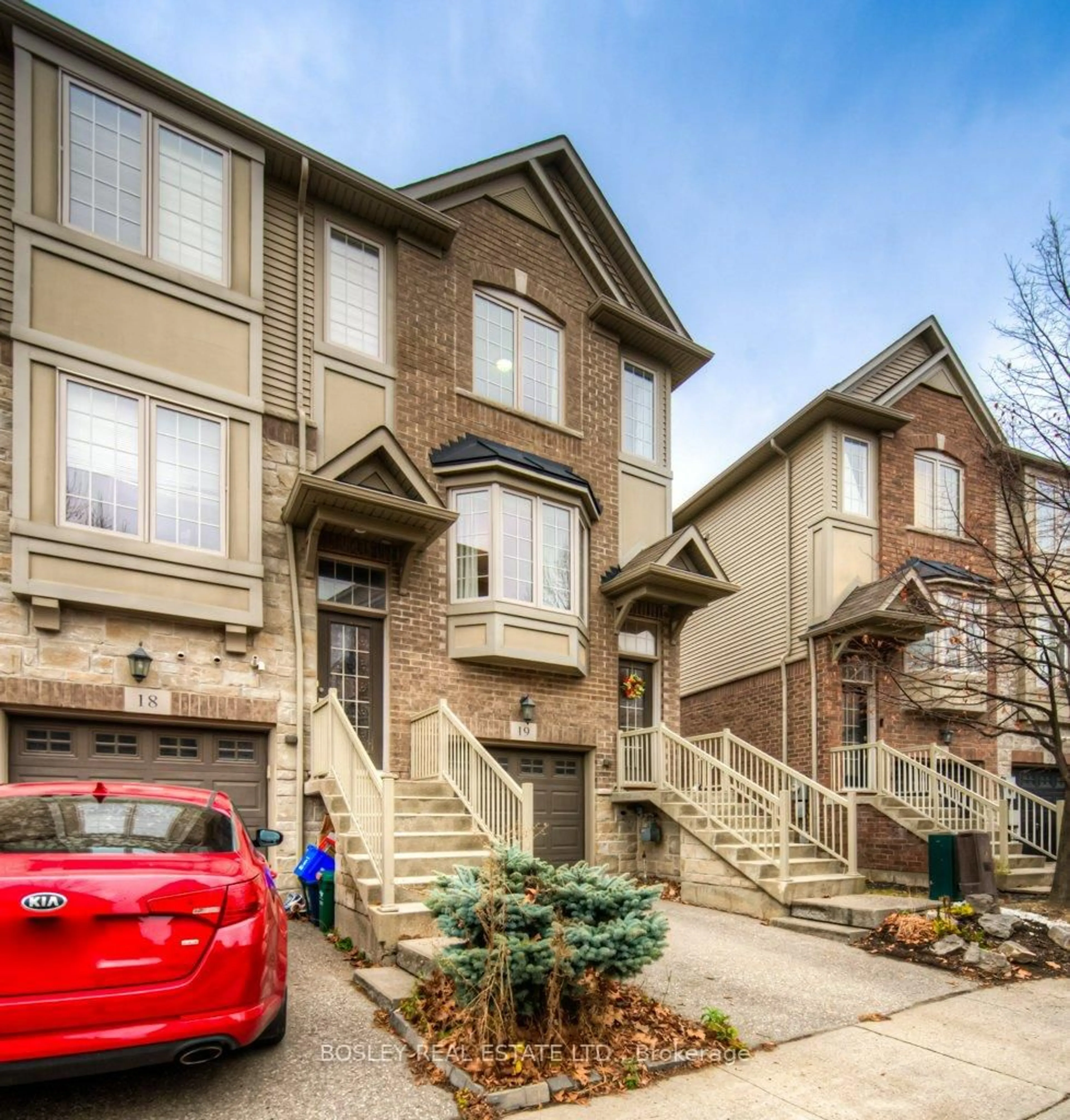 Home with brick exterior material, street for 342 Mill St #19, Kitchener Ontario N2M 0A5