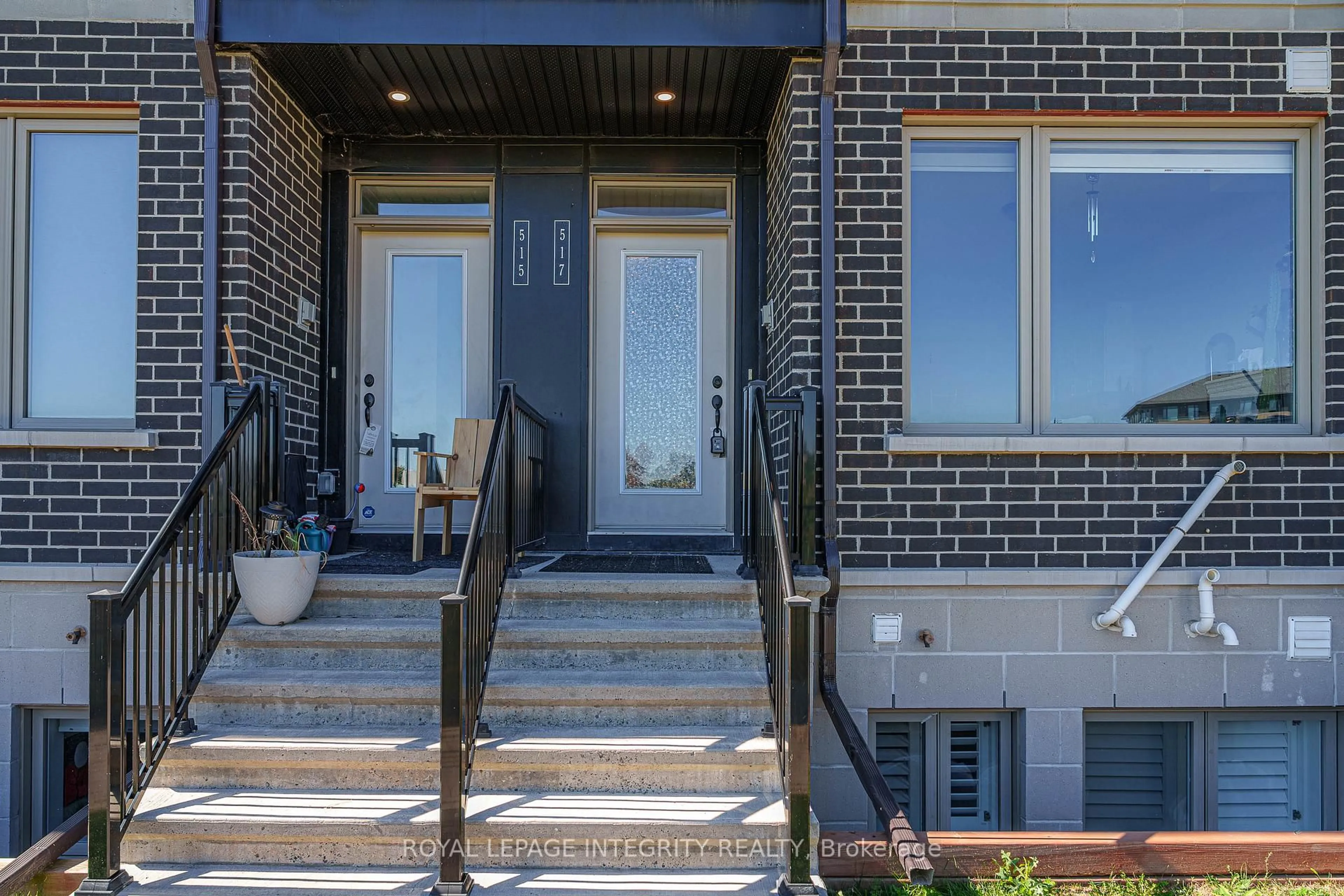 Home with brick exterior material, street for 517 Ozawa Private, Ottawa Ontario K1K 4Z8