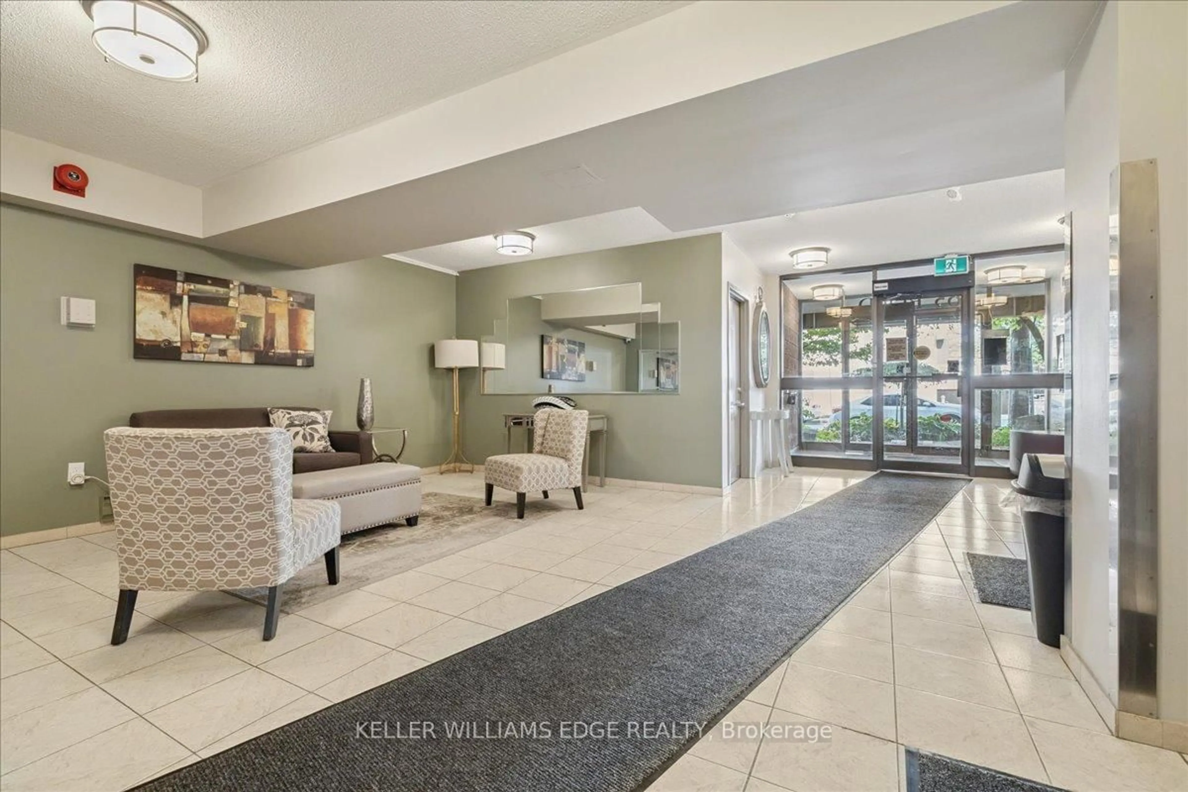 Lobby for 165 Bold St #304, Hamilton Ontario L8P 1V4
