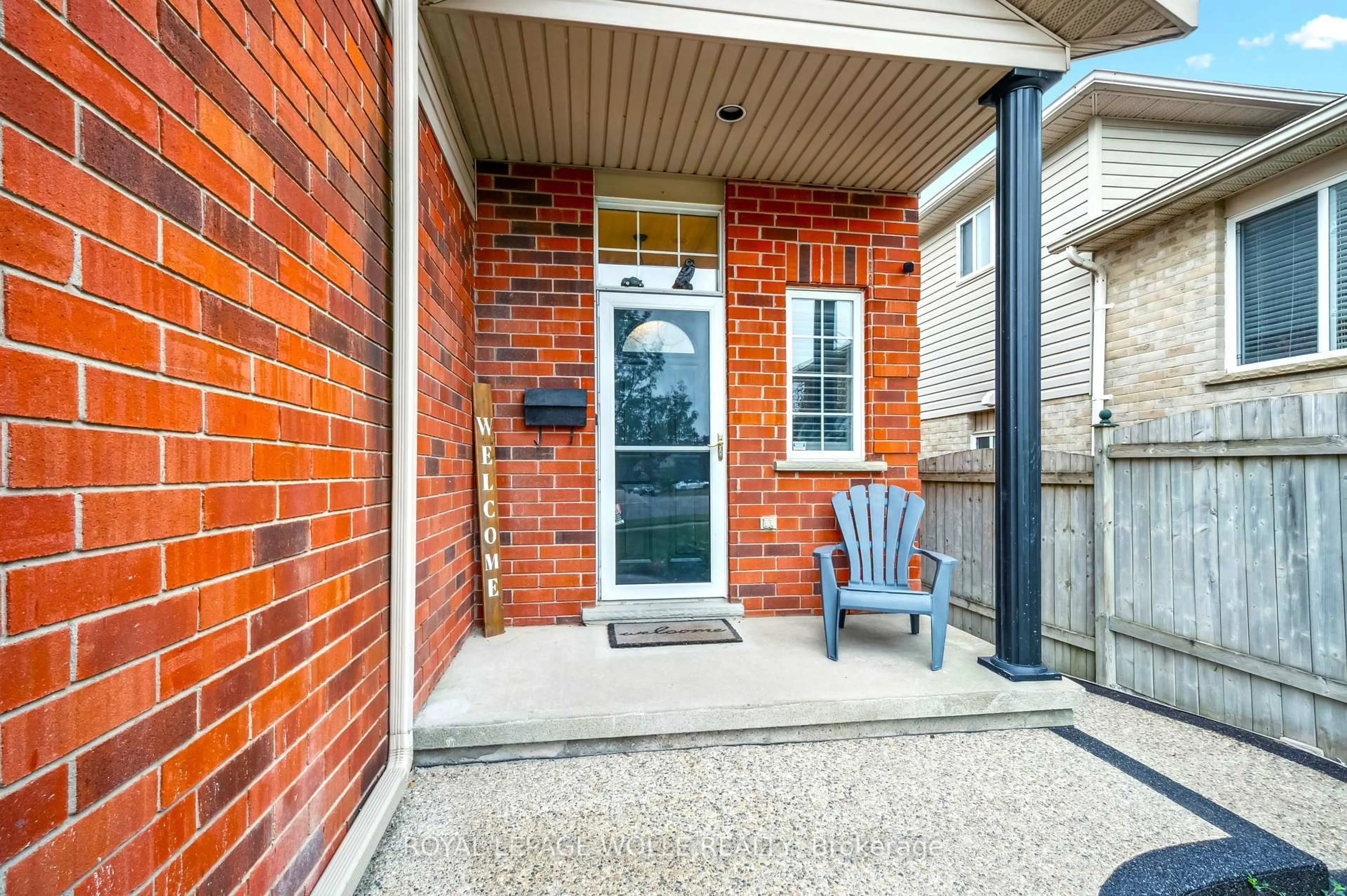 Unknown for 96 Kent St, Cambridge Ontario N1S 4H2