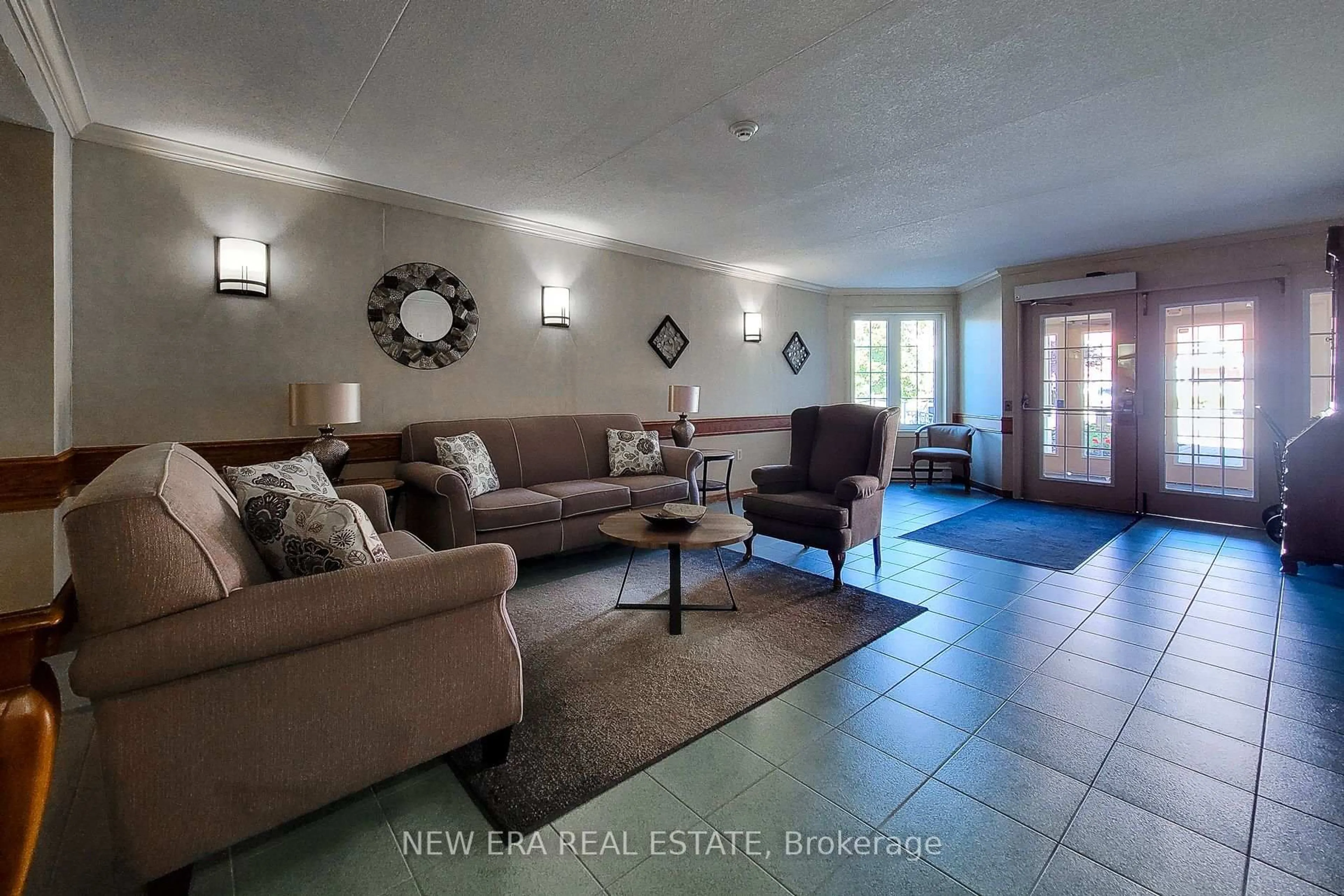 Living room with furniture, unknown for 3420 Frederick Ave #221, Lincoln Ontario L0R 2C0