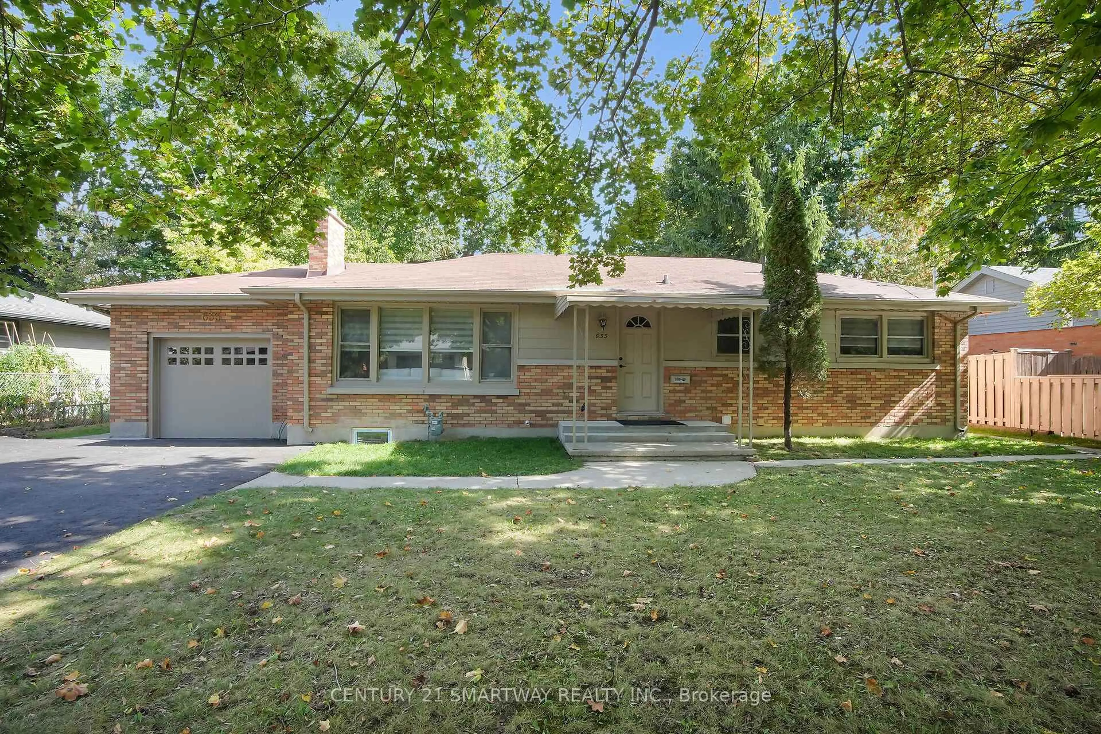Home with brick exterior material, street for 633 Donegal Dr, London North Ontario N6H 3H6