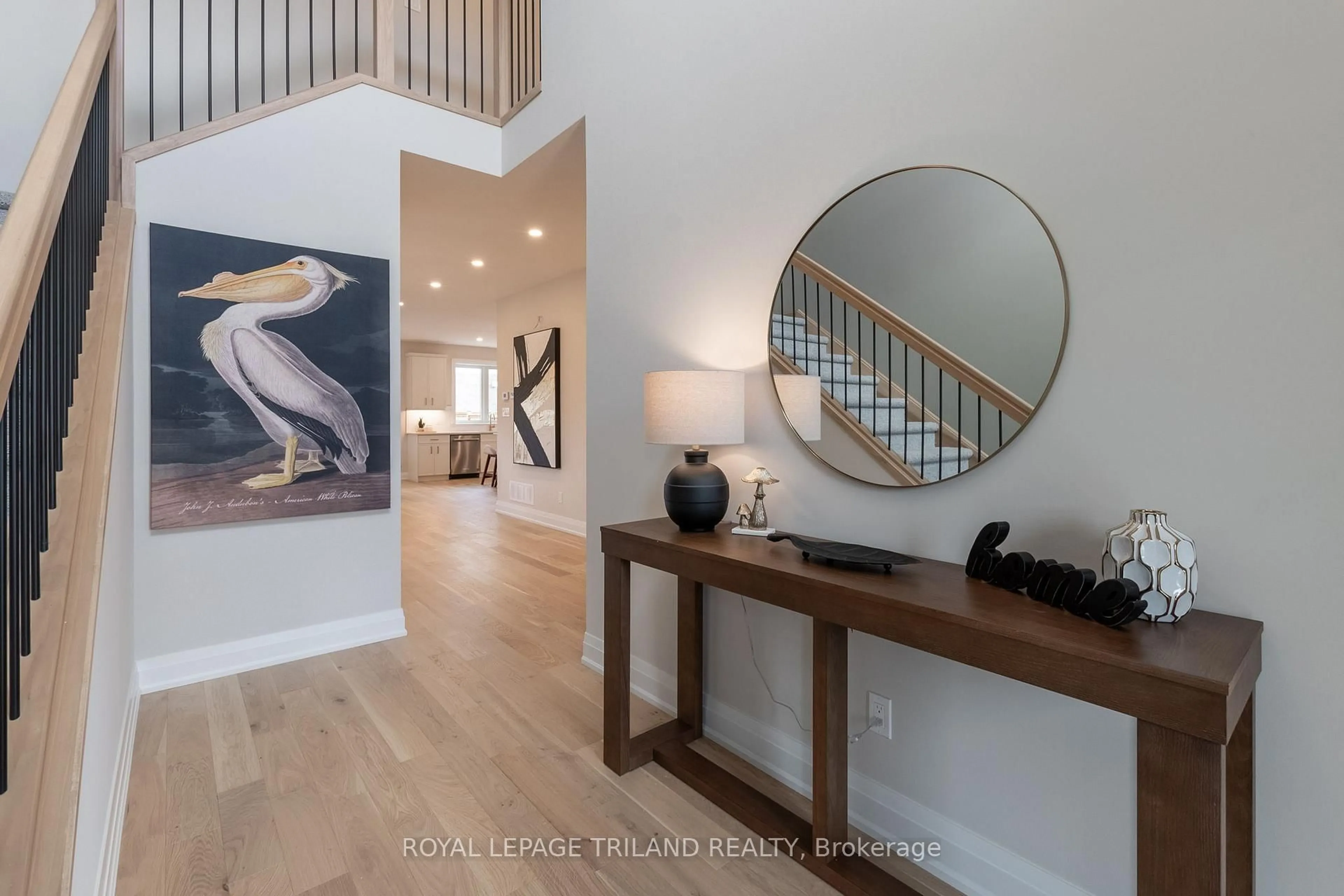 Indoor entryway for 39 Allister Dr, Middlesex Centre Ontario N0L 1R0