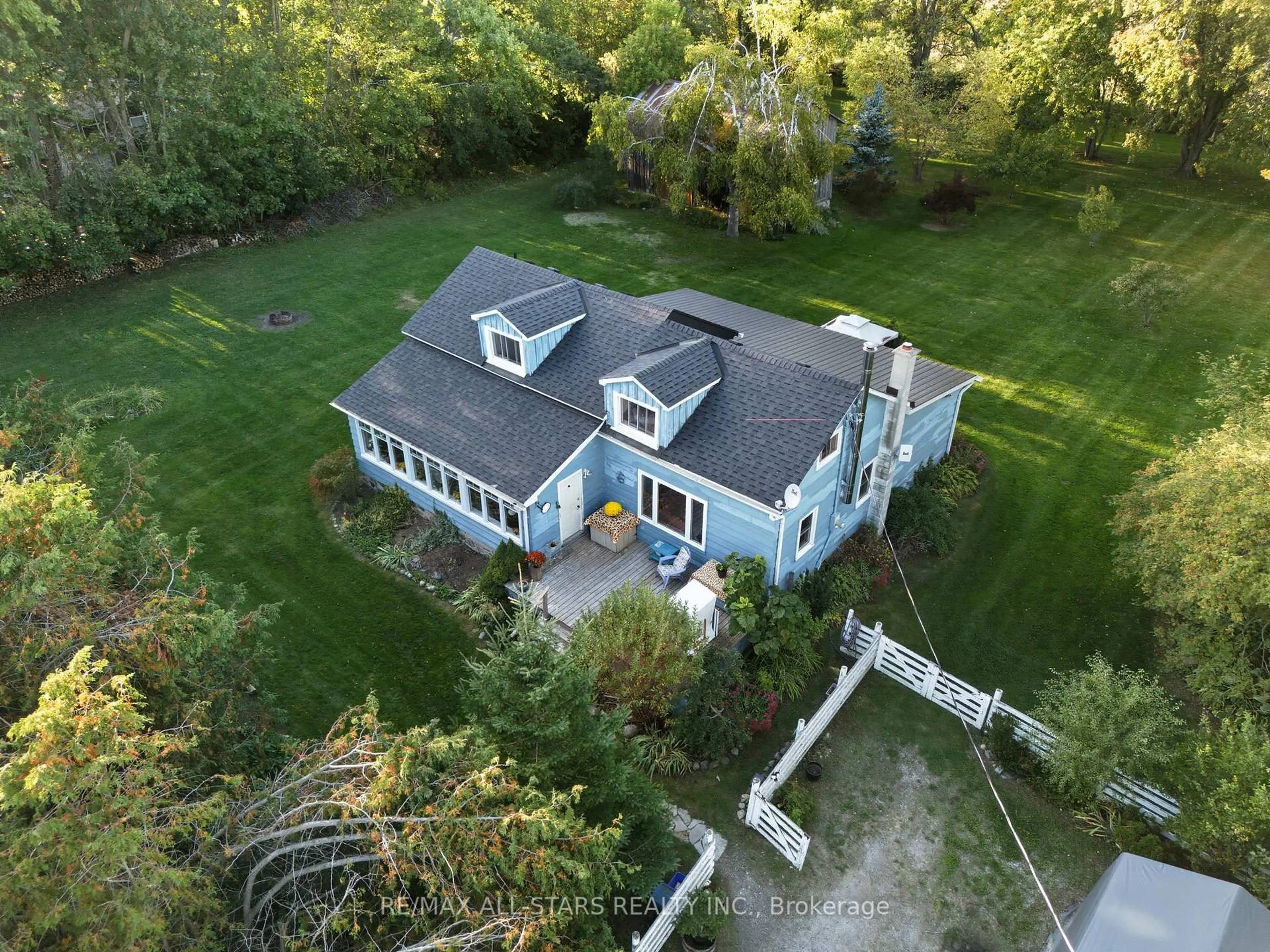 A pic from outside/outdoor area/front of a property/back of a property/a pic from drone, unknown for 453 Peniel Rd, Kawartha Lakes Ontario K0M 2T0