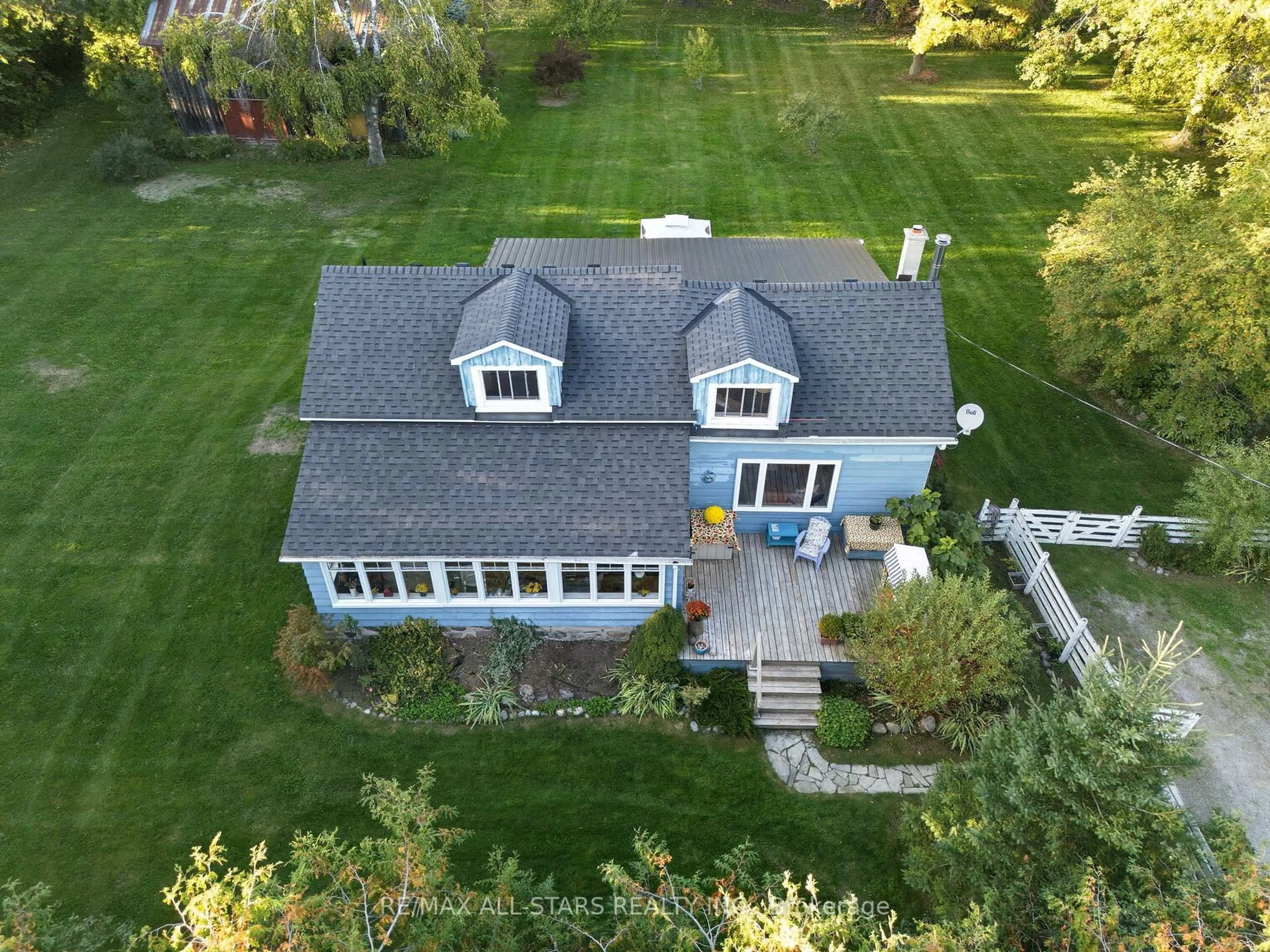 A pic from outside/outdoor area/front of a property/back of a property/a pic from drone, unknown for 453 Peniel Rd, Kawartha Lakes Ontario K0M 2T0