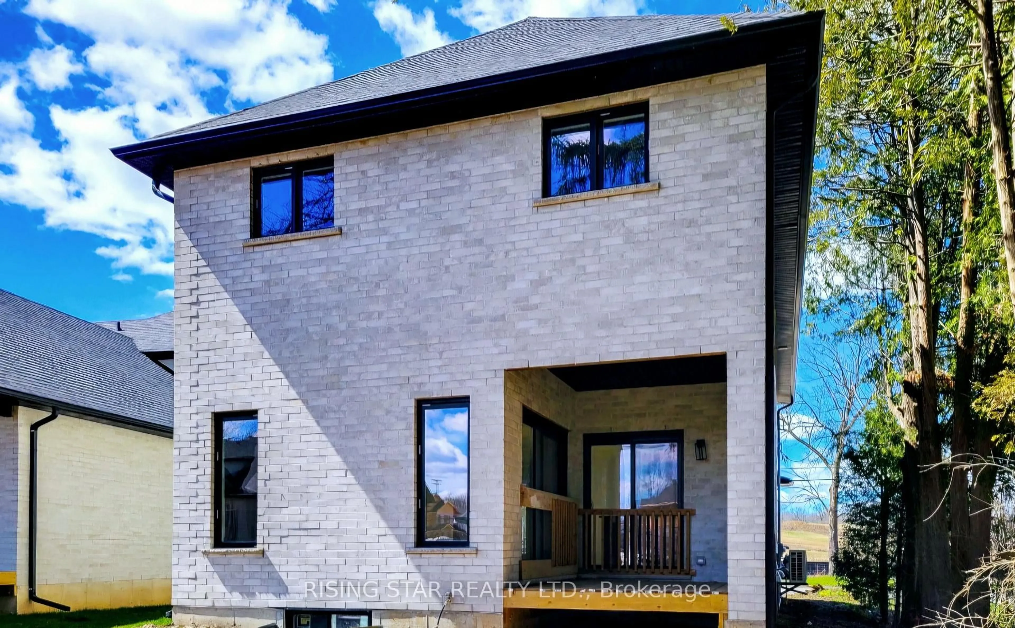 Home with brick exterior material, building for 232 Mount Pleasant St, Brantford Ontario N3T 1V1