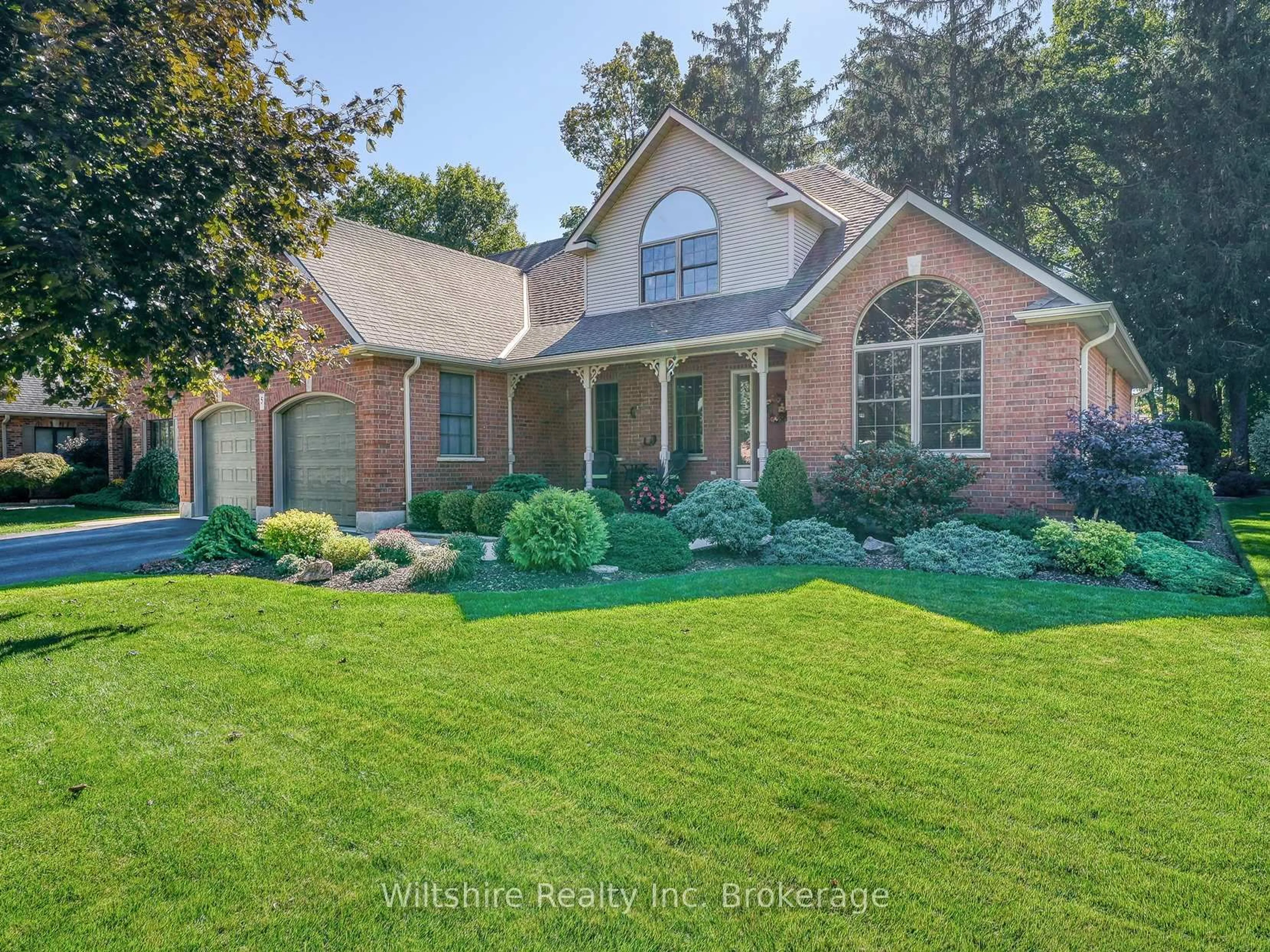 Home with brick exterior material, water/lake/river/ocean view for 5 Whispering Pine Lane, Tillsonburg Ontario N4G 5V4