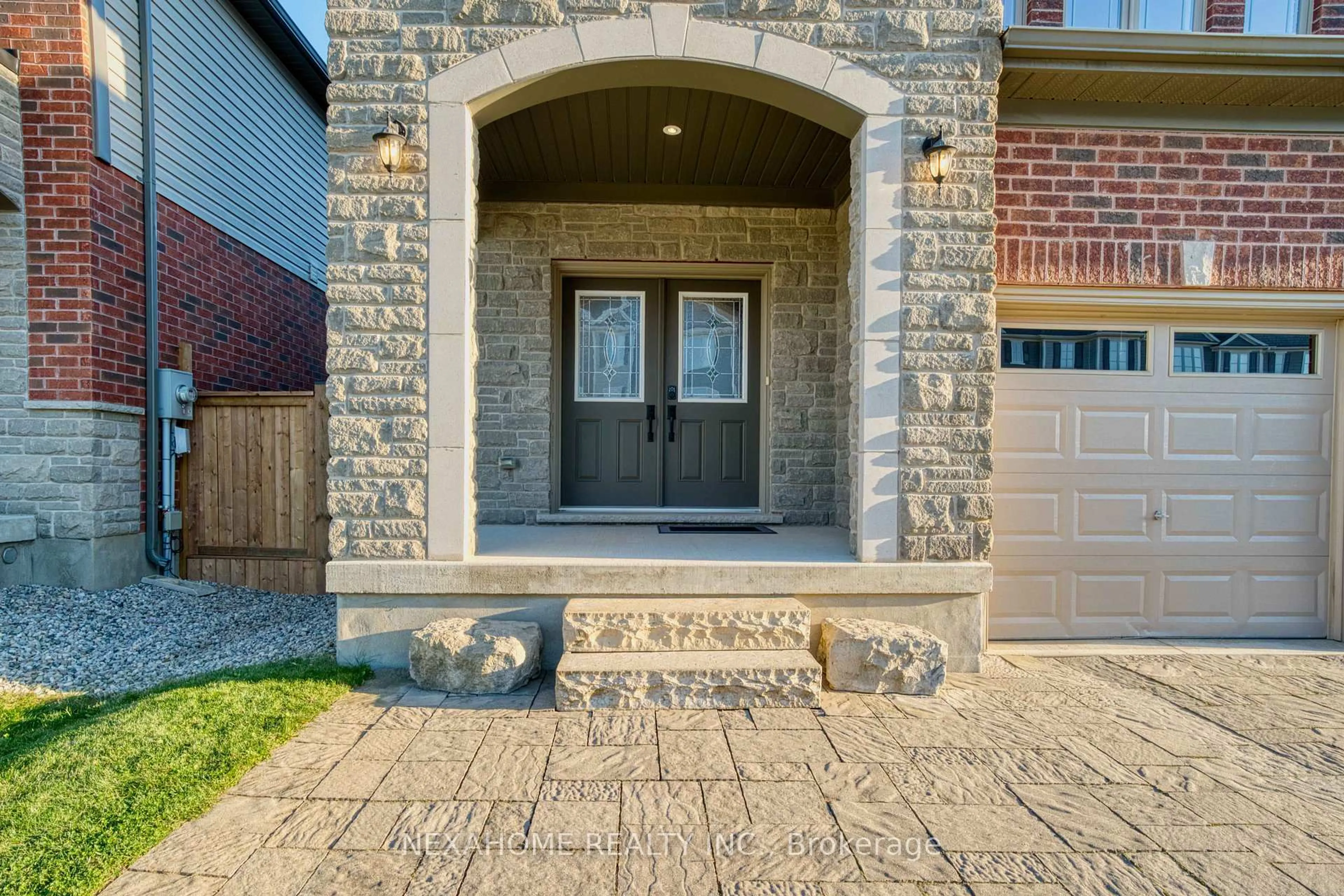 Unknown for 2400 Callingham Dr, London North Ontario N6G 0P4