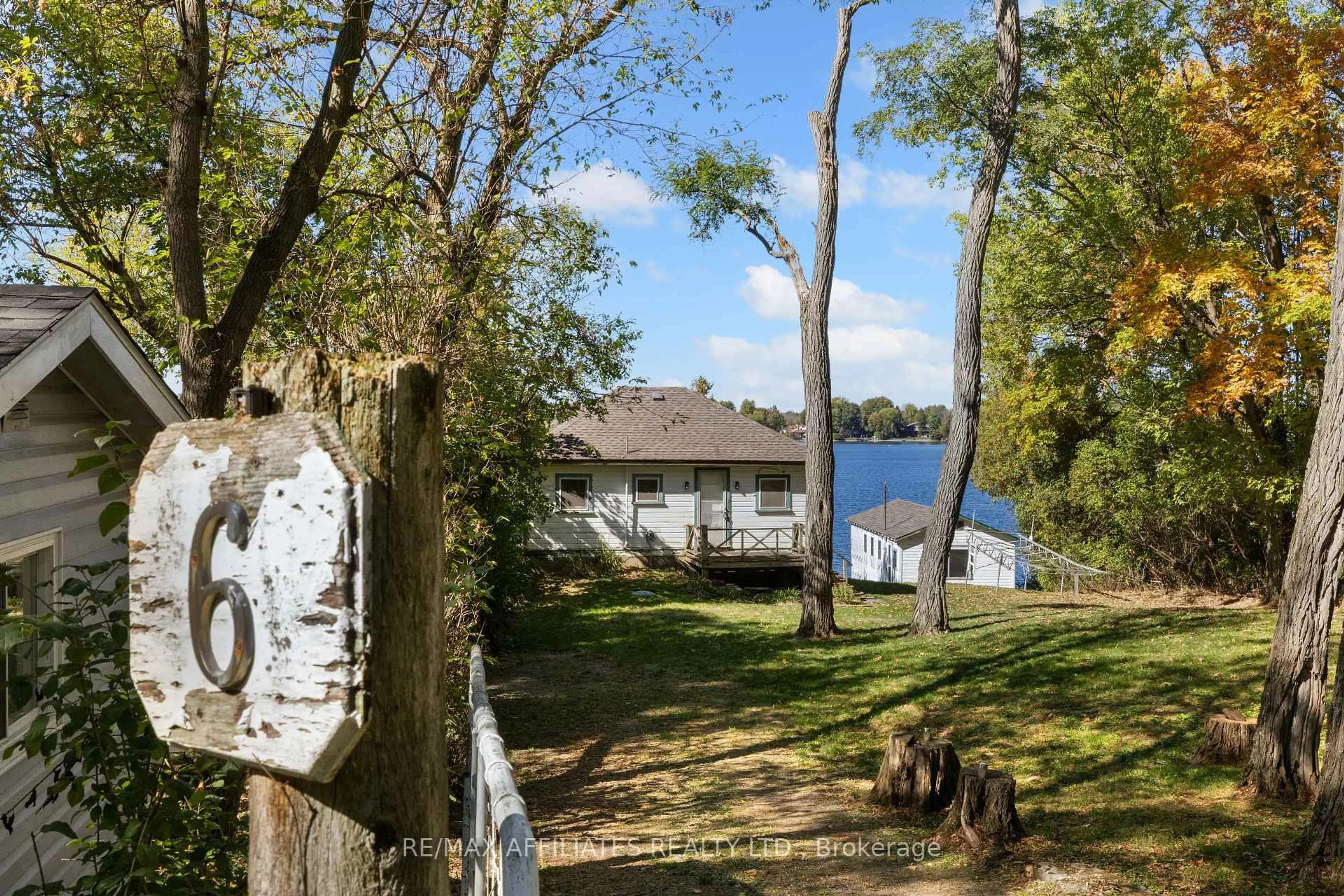 A pic from outside/outdoor area/front of a property/back of a property/a pic from drone, water/lake/river/ocean view for 6 R9 (rideau Ferry) Rd, Rideau Lakes Ontario K0G 1L0