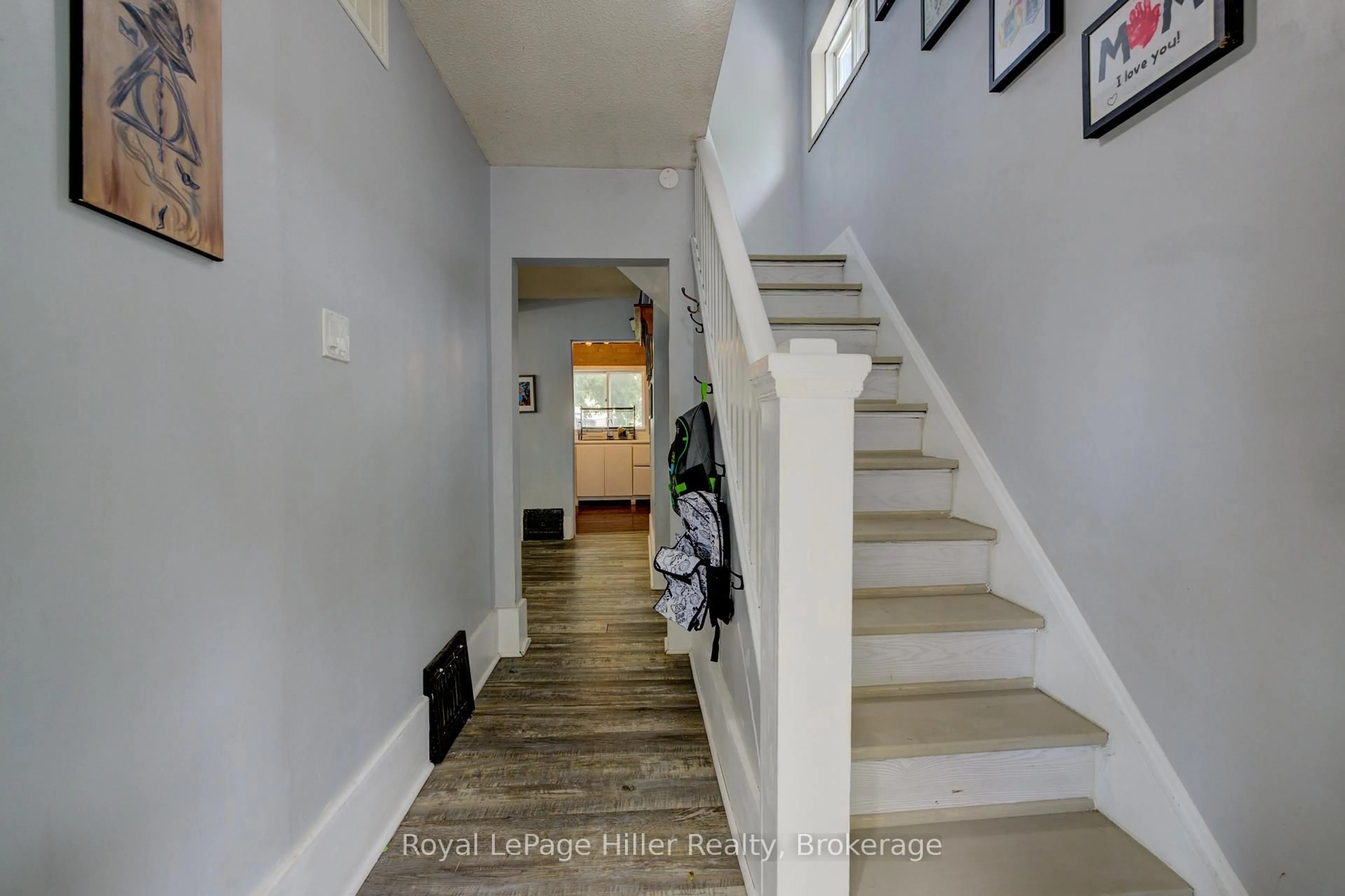 Indoor entryway for 104 Trinity St, Stratford Ontario N5A 4P6