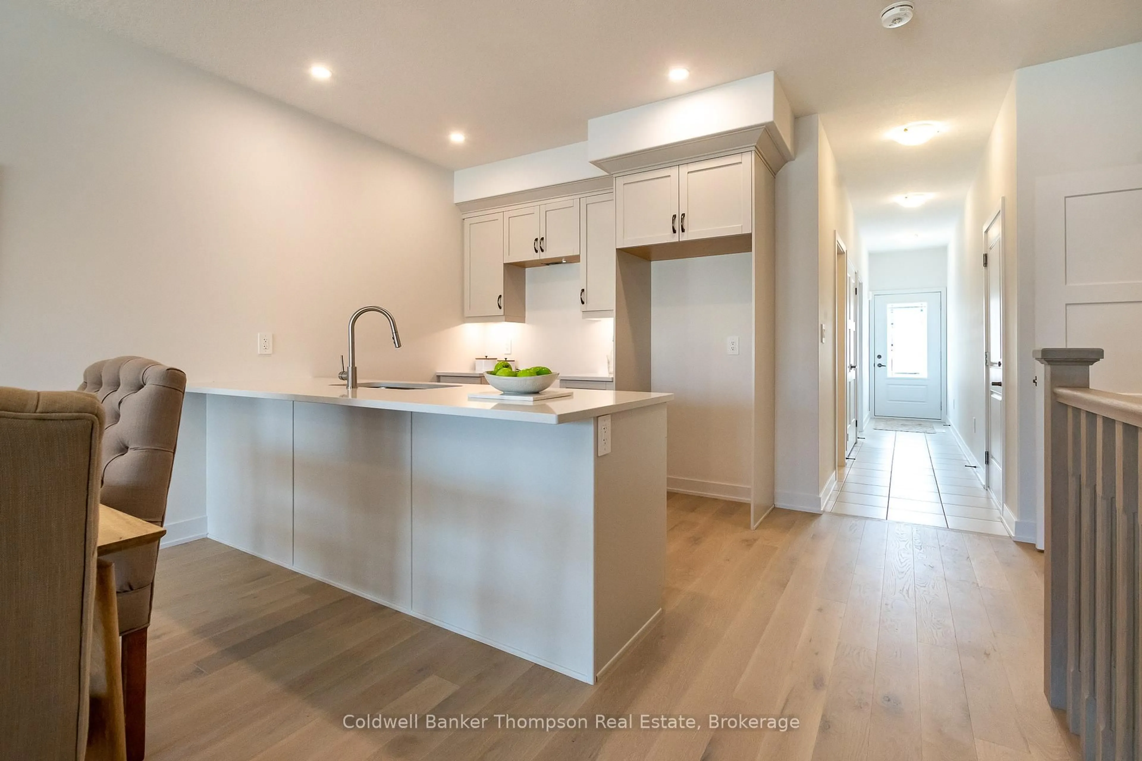 Open concept kitchen, unknown for 28 CHARLES MORLEY Blvd, Huntsville Ontario P1H 0G5