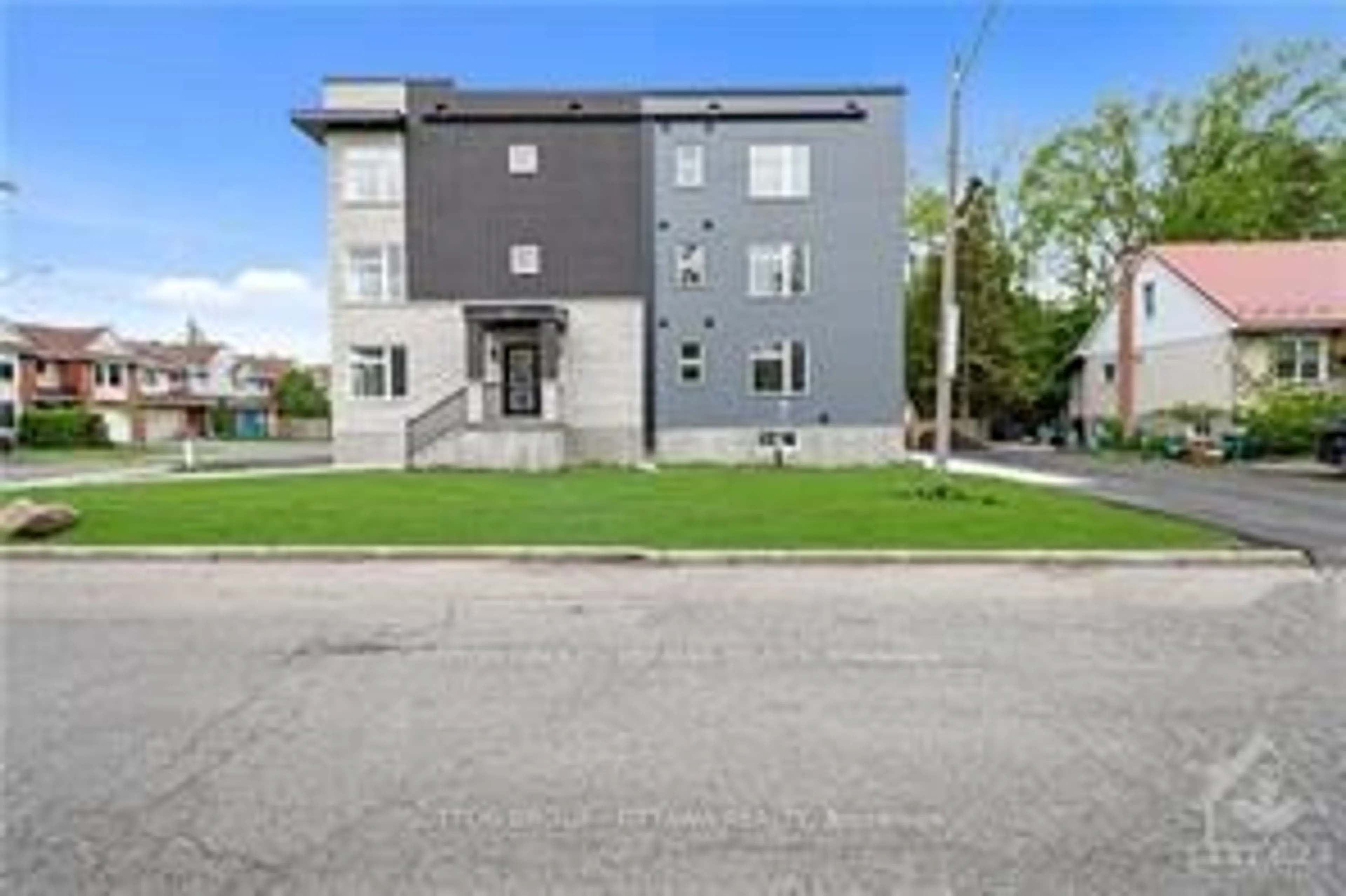 Unknown for 183 Presland Rd, Ottawa Ontario K1K 2C1