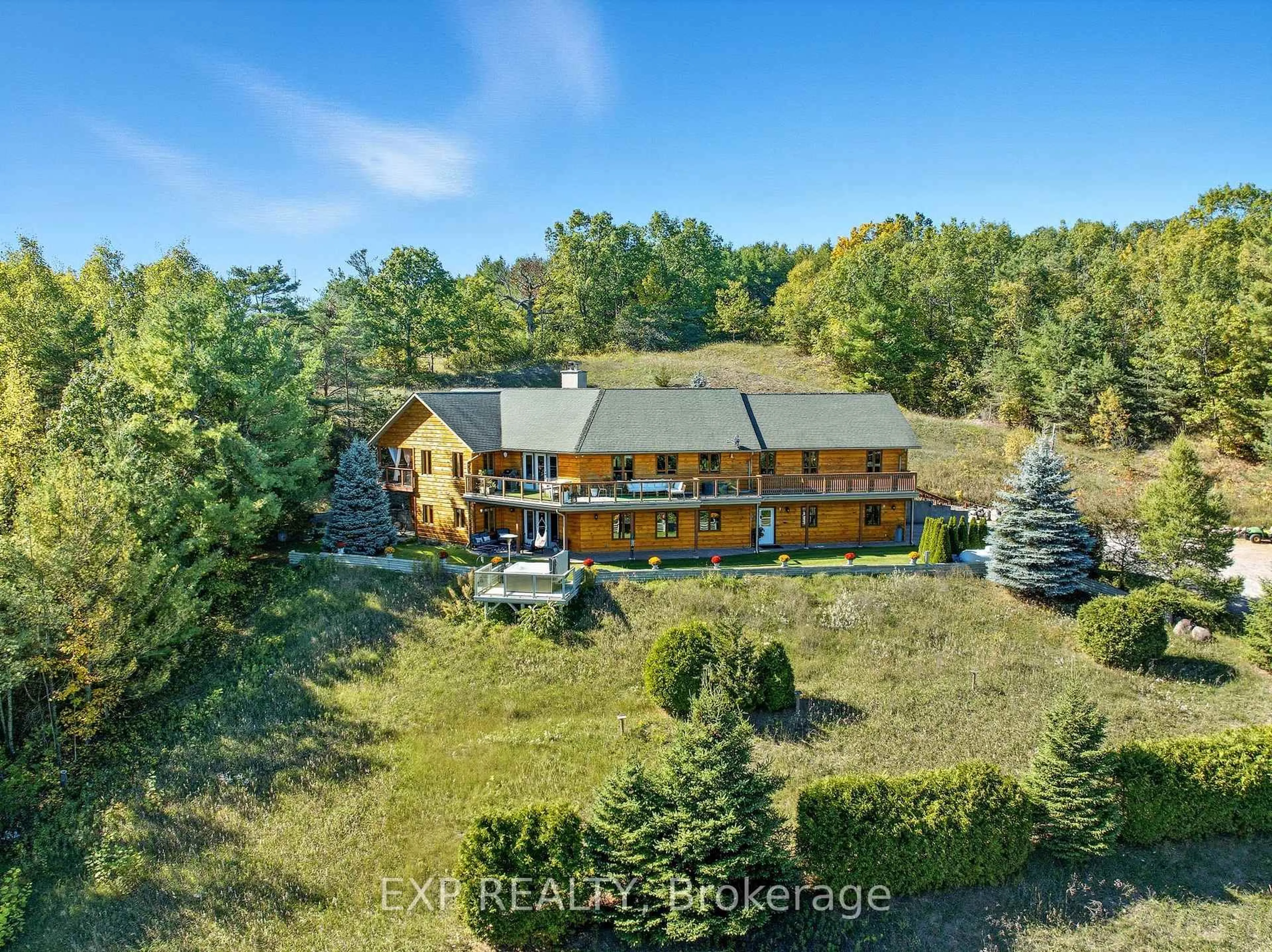 A pic from outside/outdoor area/front of a property/back of a property/a pic from drone, unknown for 3362 Pioneer Rd, Hamilton Township Ontario K0K 1C0