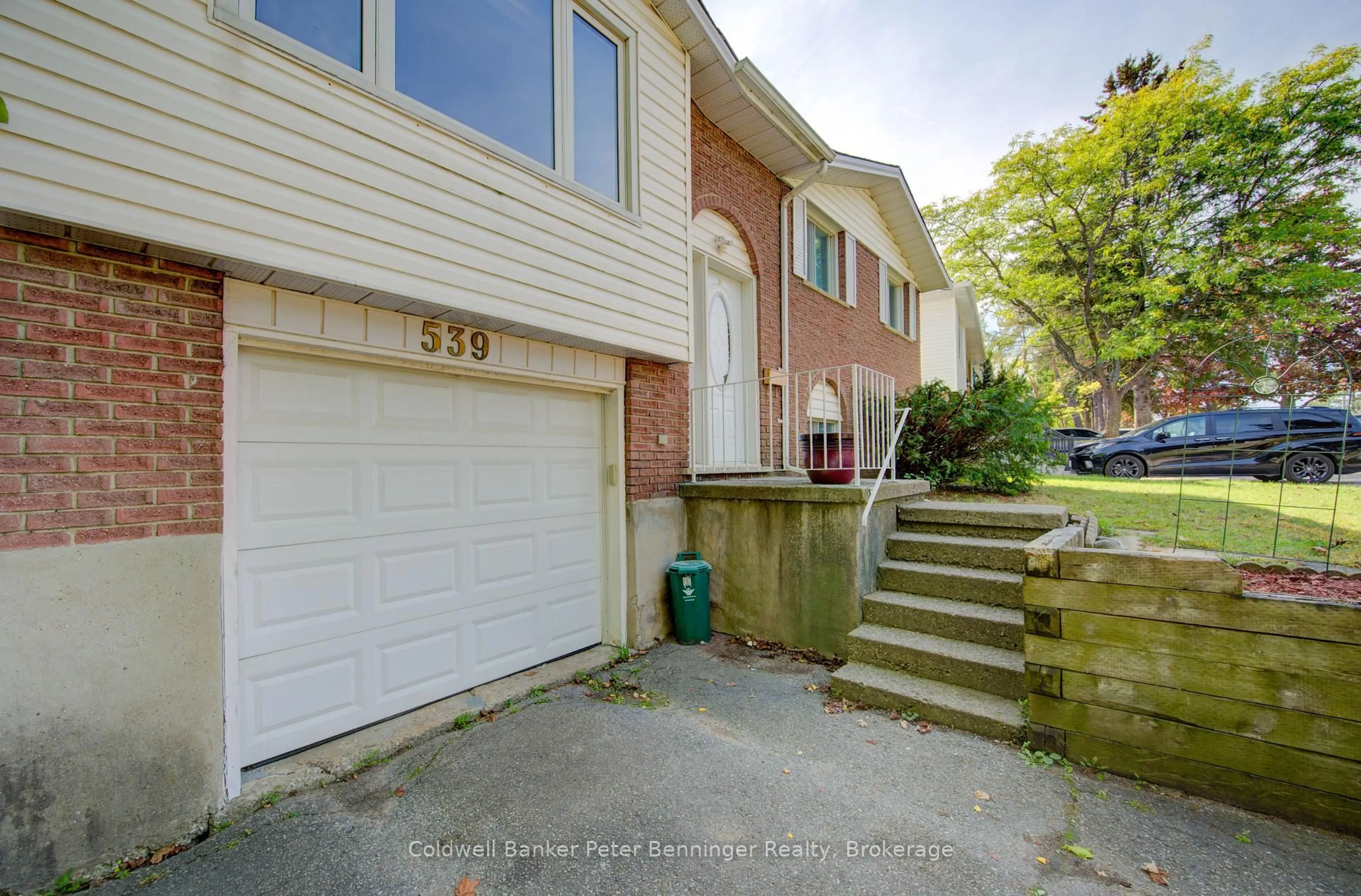 Unknown for 539 Pioneer Dr, Kitchener Ontario N2P 1P3