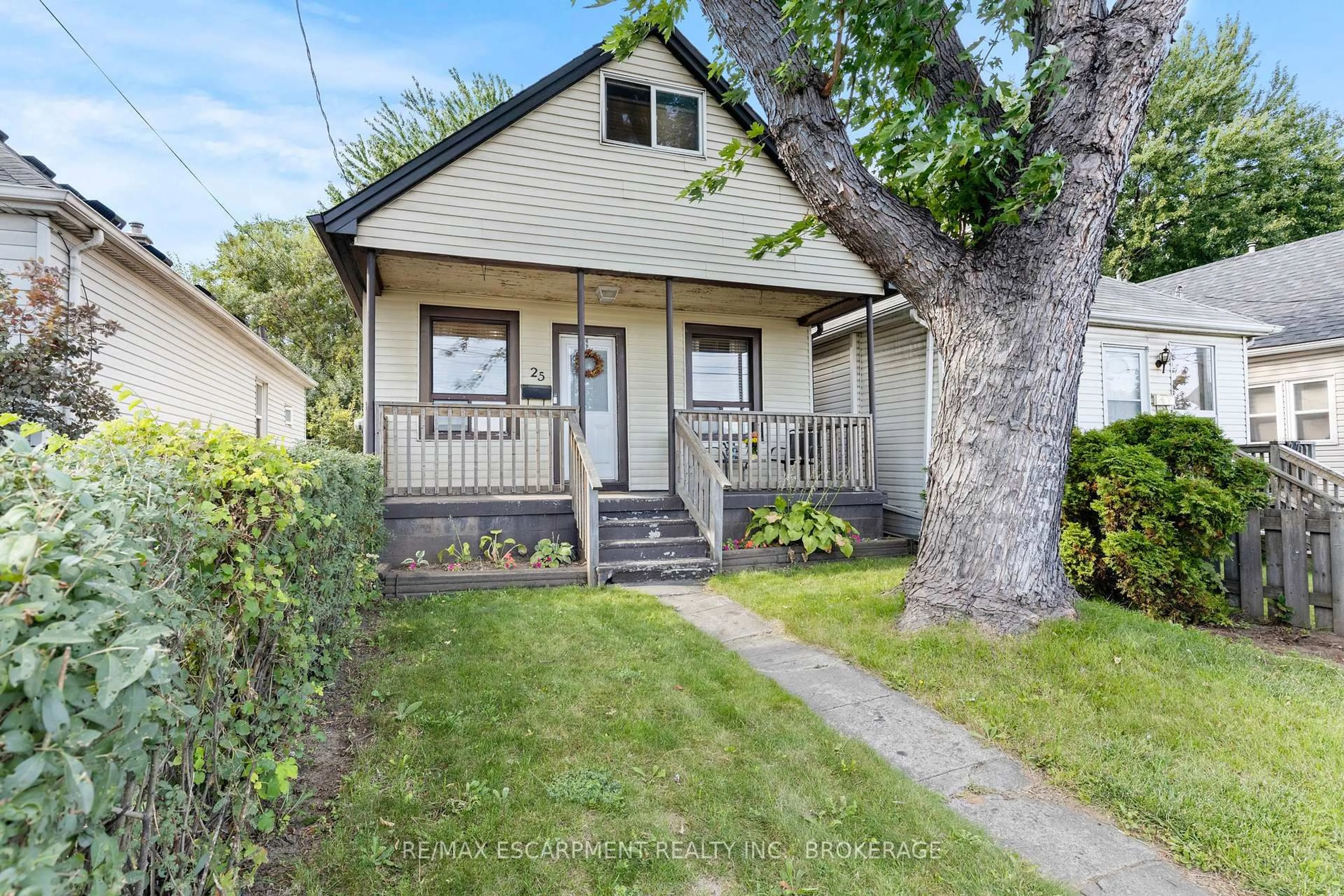 Unknown for 25 Mckinstry St, Hamilton Ontario L8L 6C2