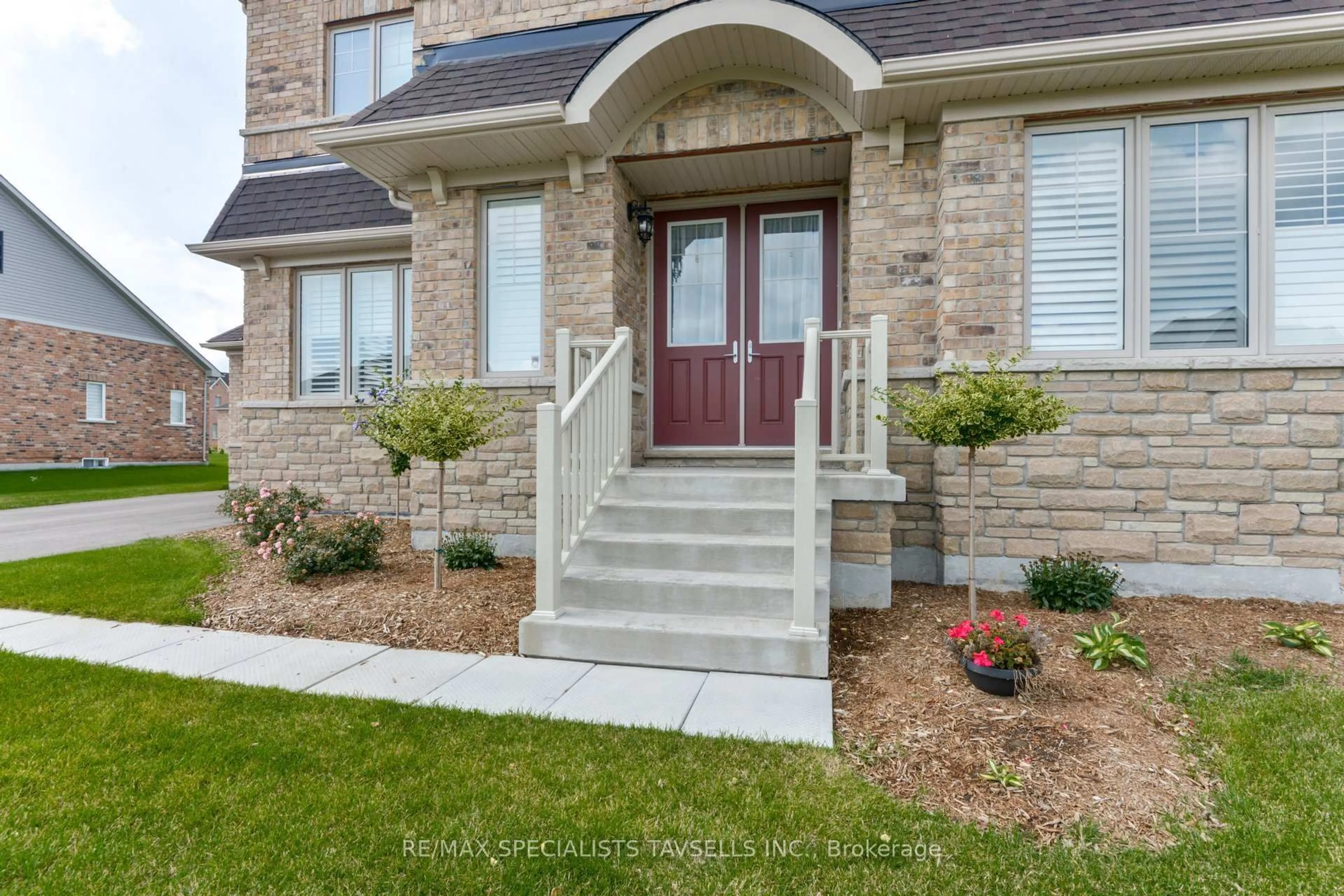 Home with brick exterior material, street for 16 Meek Ave, Mono Ontario L9W 6W8