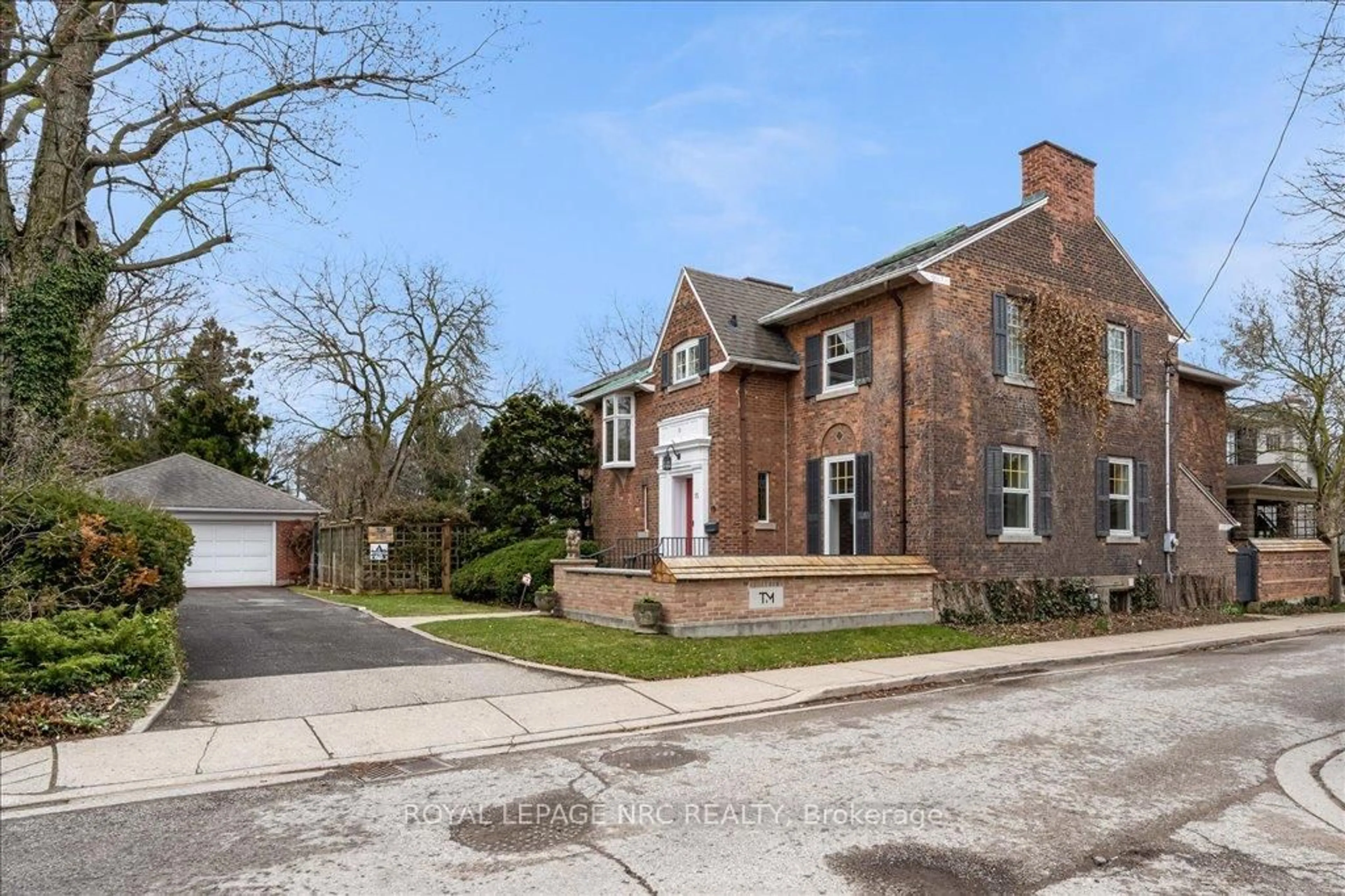 Home with brick exterior material, street for 15 Trafalgar St, St. Catharines Ontario L2R 3L9