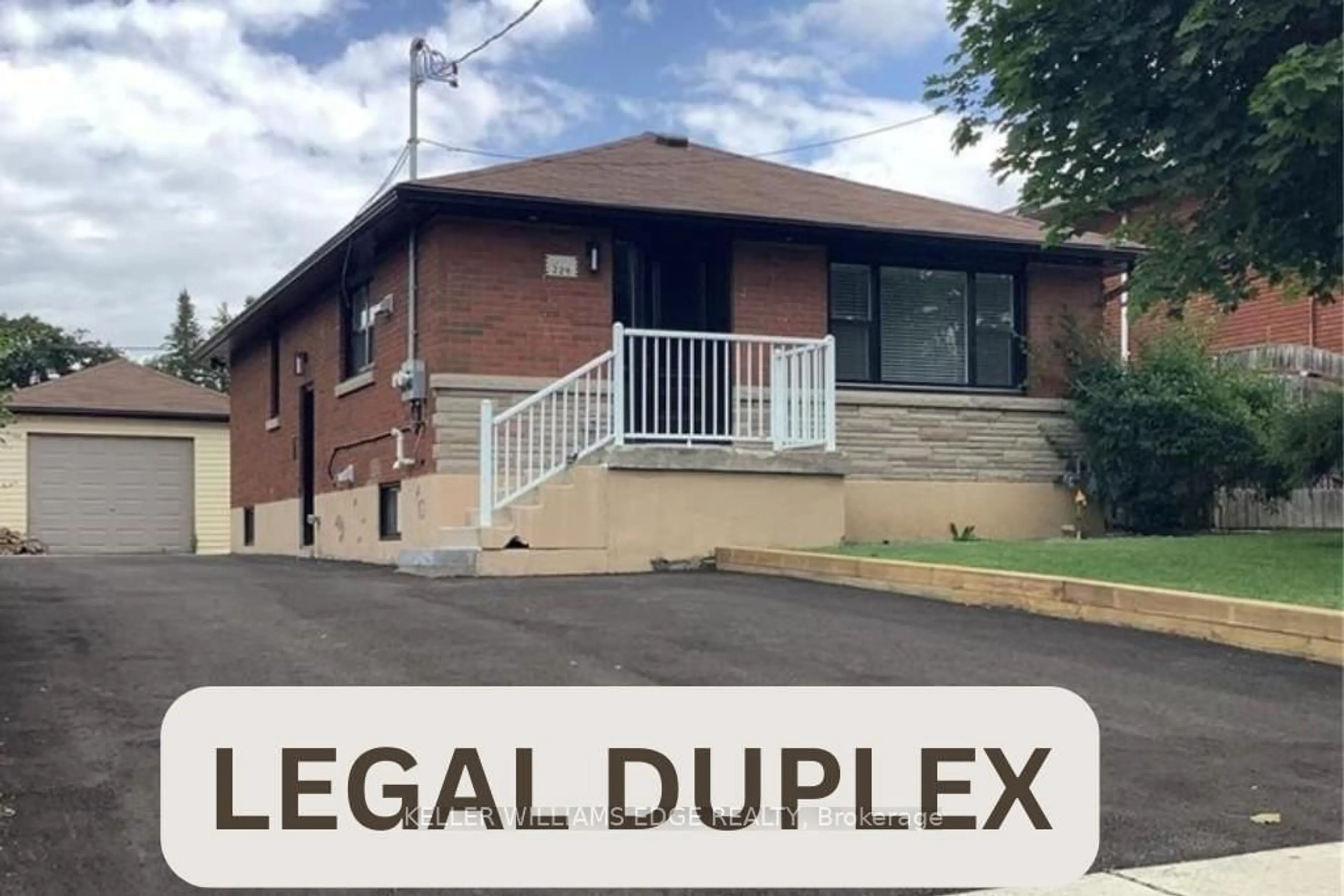 A pic from outside/outdoor area/front of a property/back of a property/a pic from drone, building for 229 West 18th St, Hamilton Ontario L9C 4H1