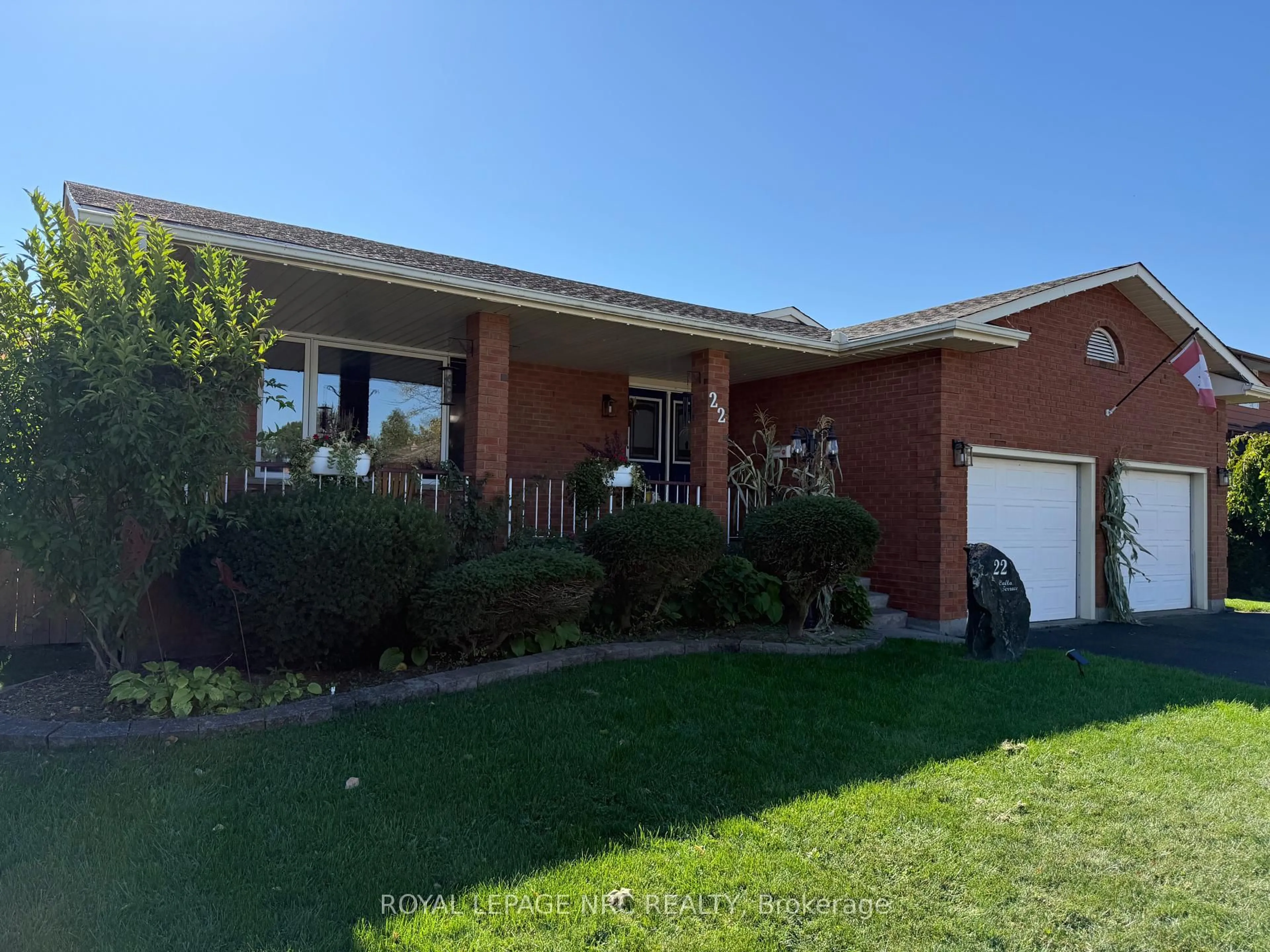 Home with brick exterior material, street for 22 Calla Terr, Welland Ontario L3C 5S7