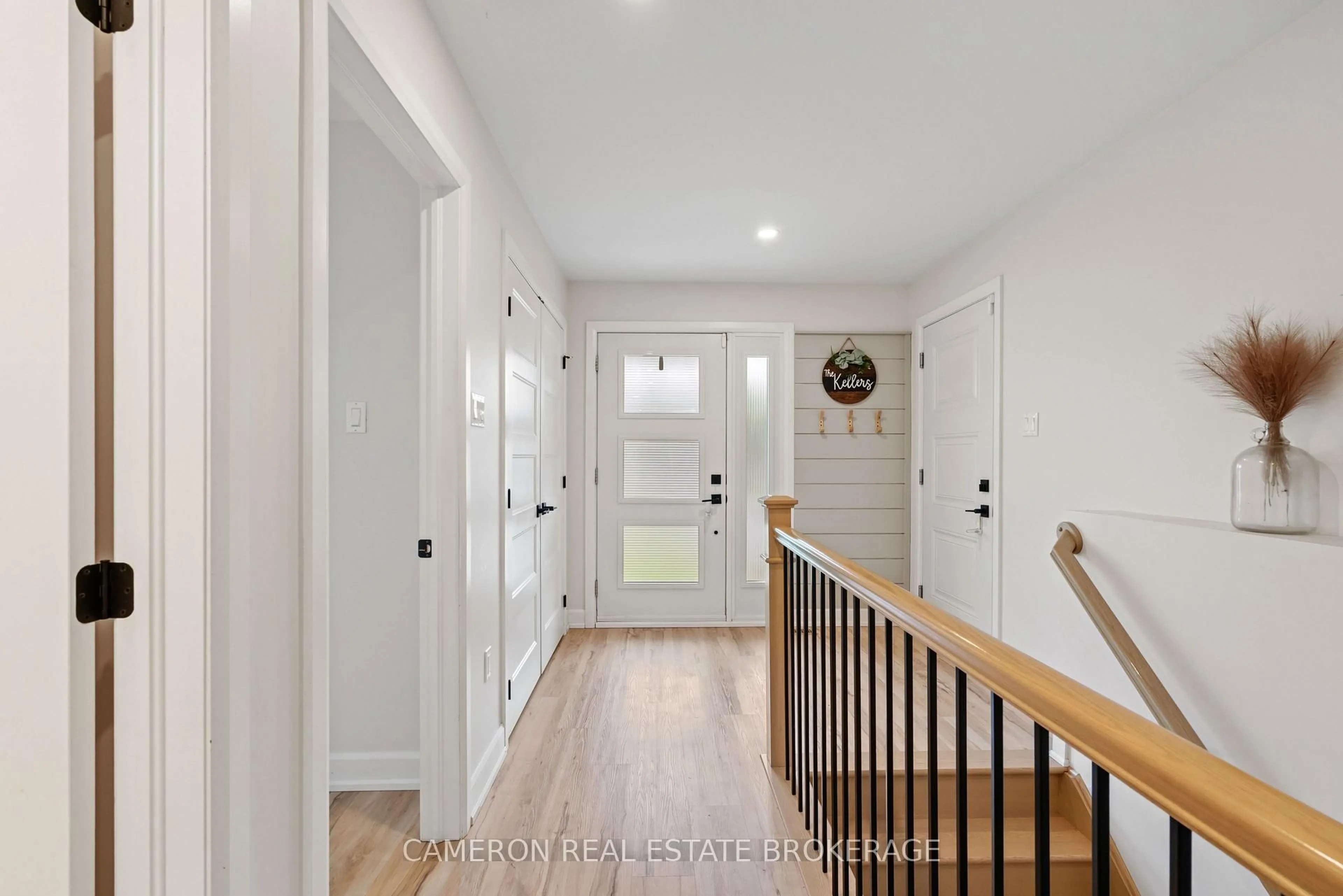 Indoor entryway for 50 Beech St, South Stormont Ontario K0C 1M0