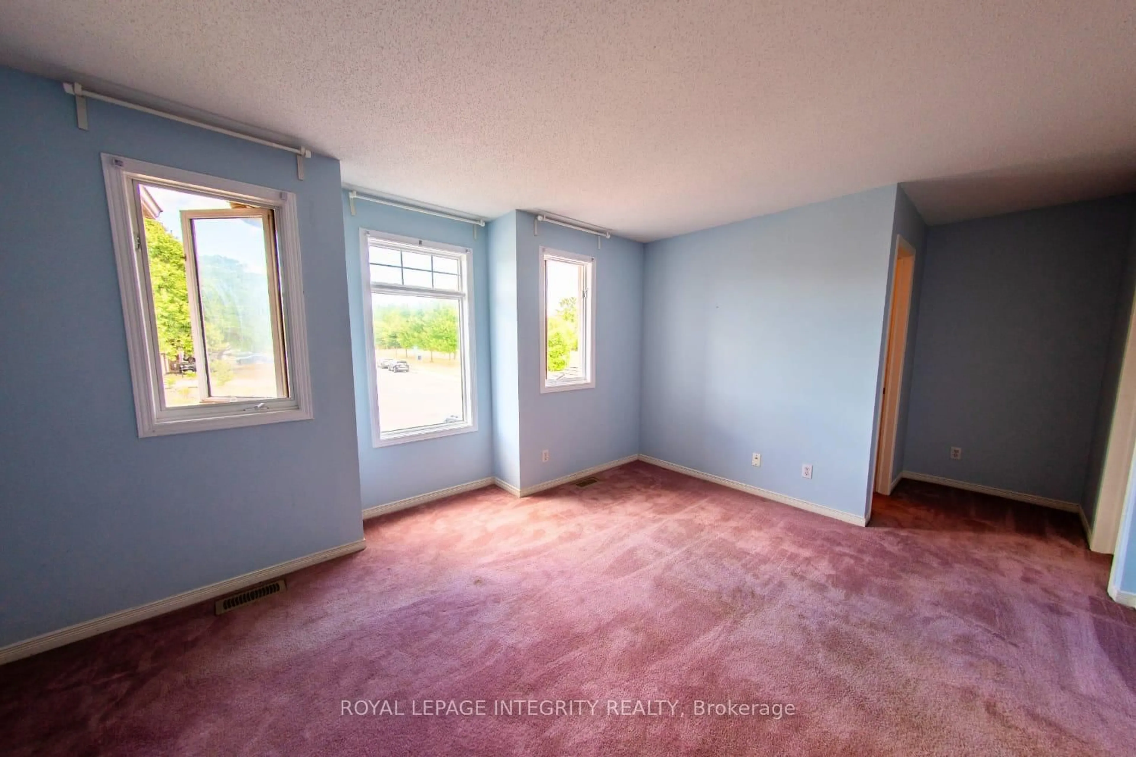A pic of a room for 242 Beatrice Dr, Ottawa Ontario K2J 4P1